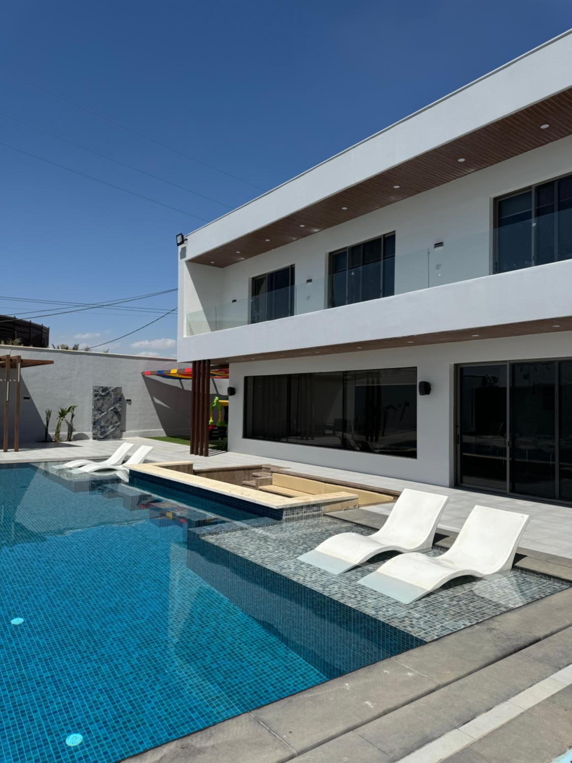 One-Bedroom House photo 2