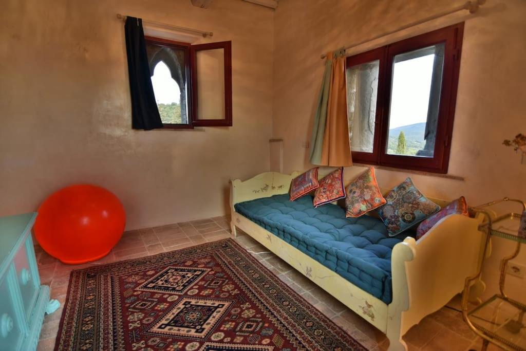 Villa photo 1