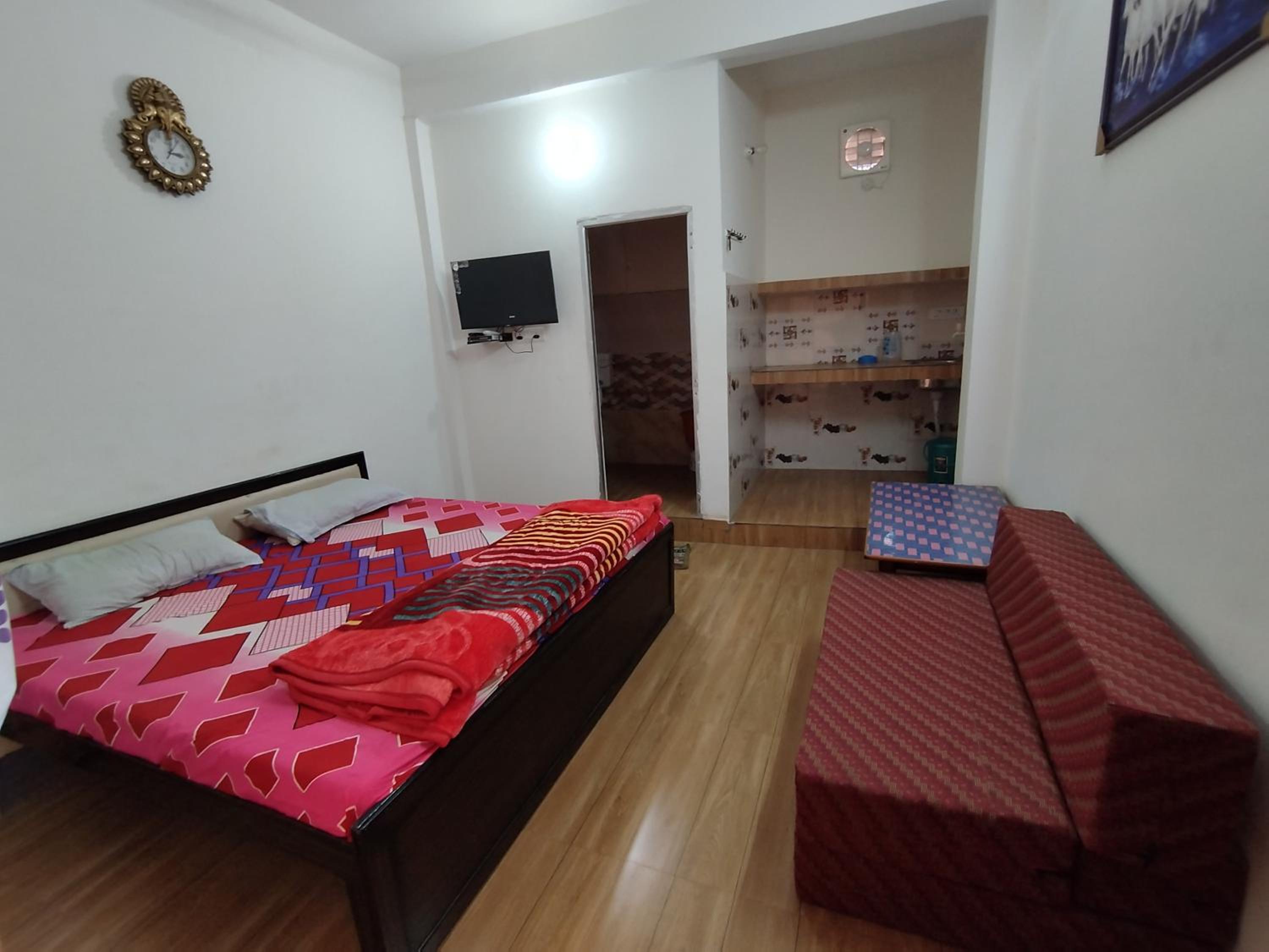 Single Room photo 3