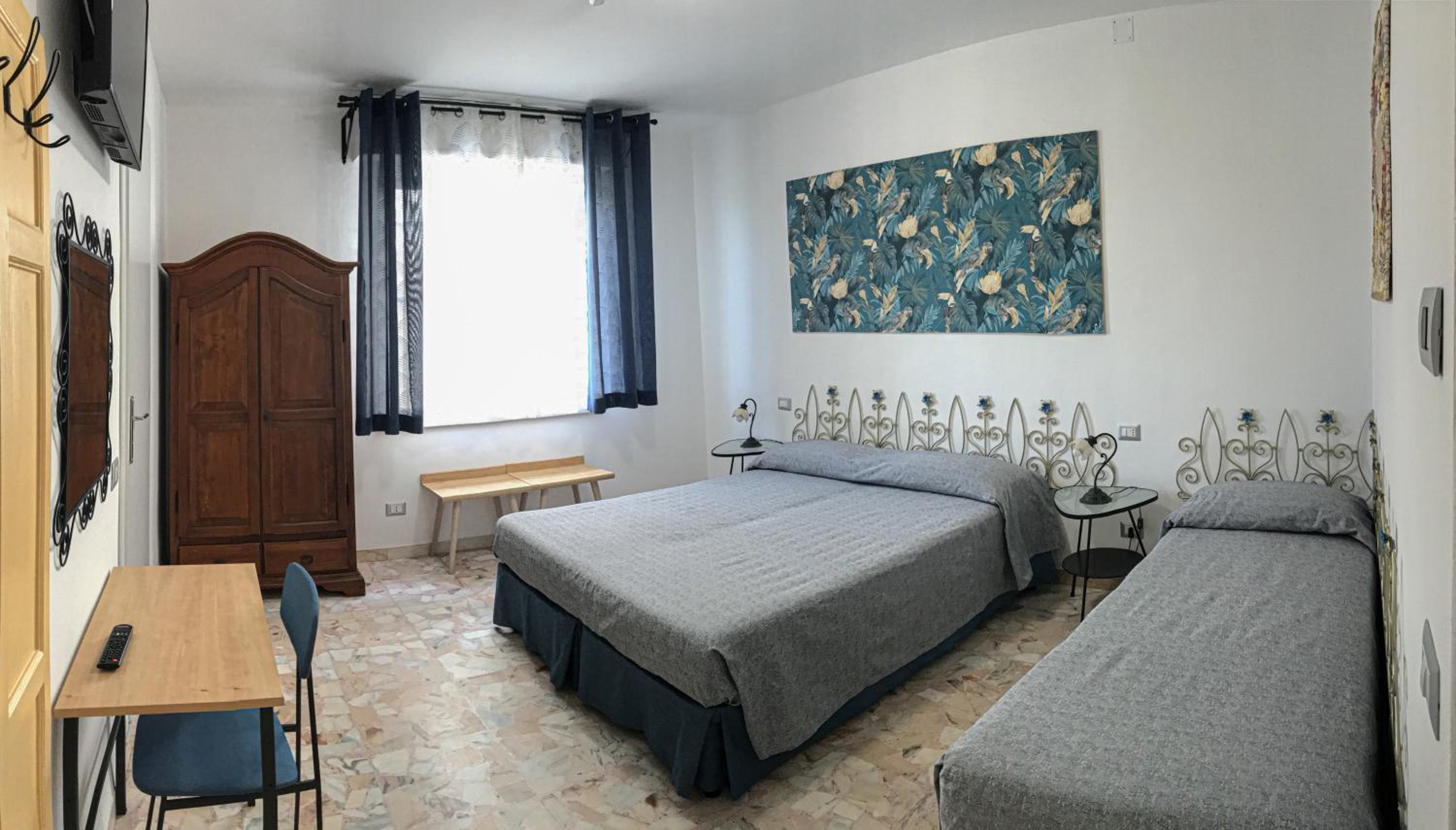 Triple Room with Private Bathroom