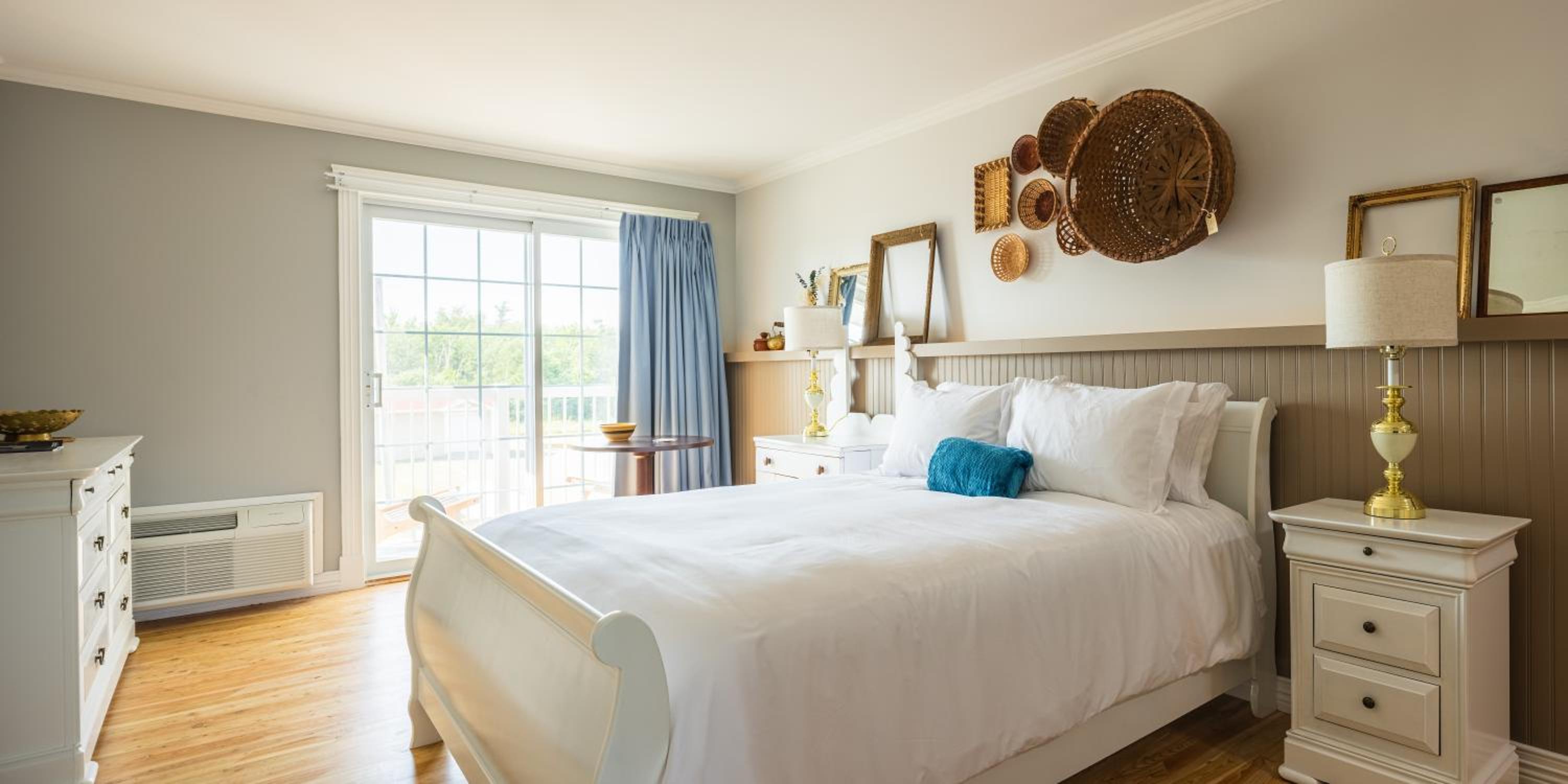 Queen Room with Balcony