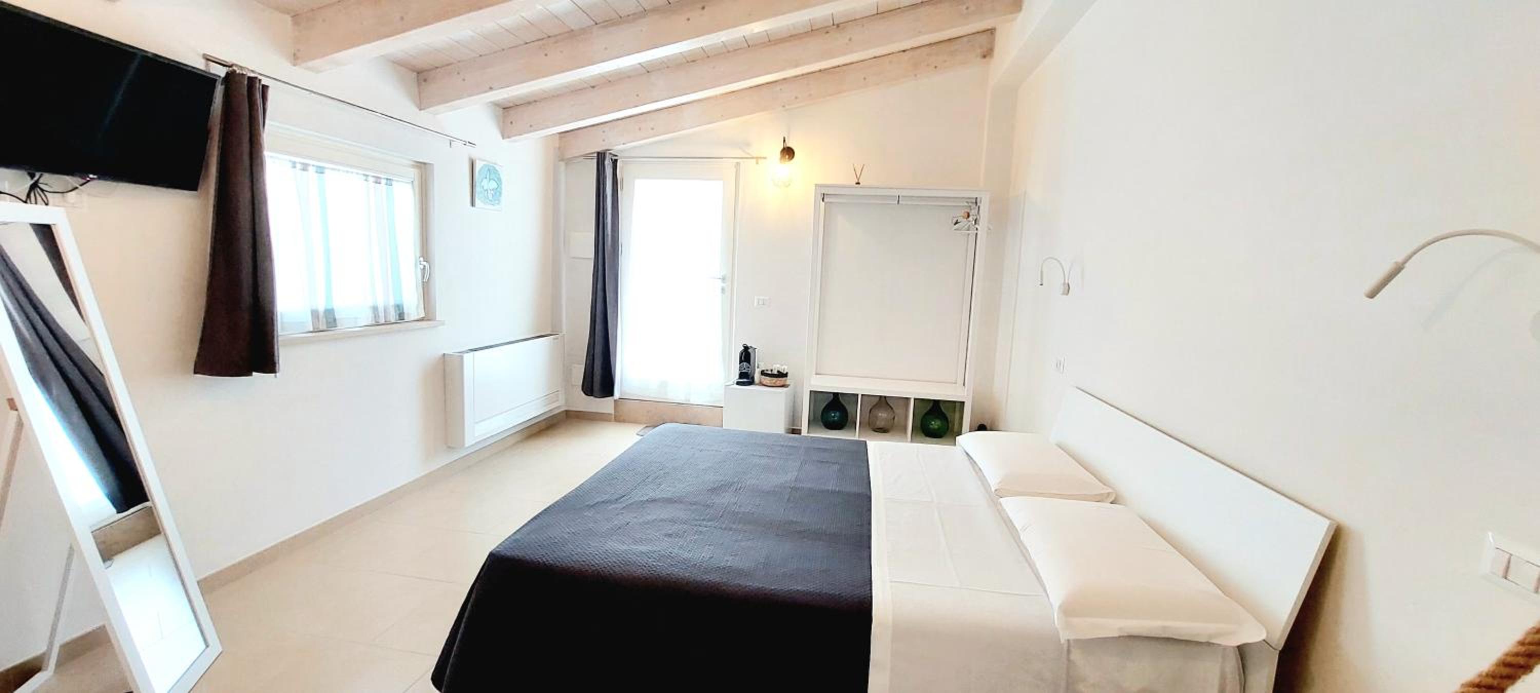 Double Room - Photo 5