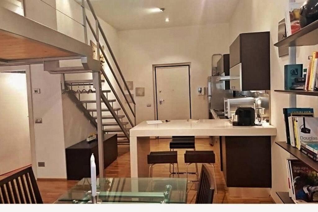 One-Bedroom Apartment photo 2