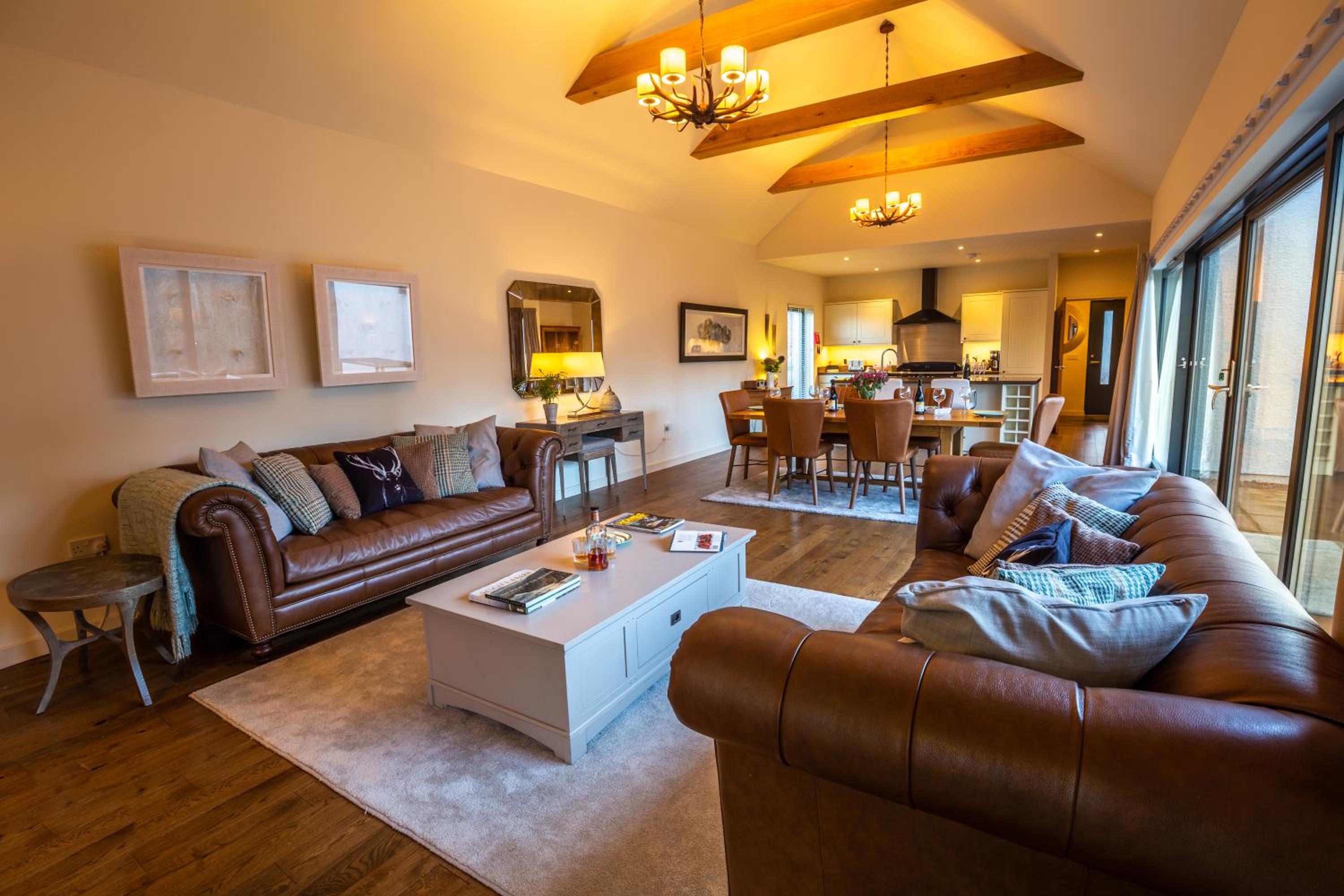 Three-Bedroom House photo 2