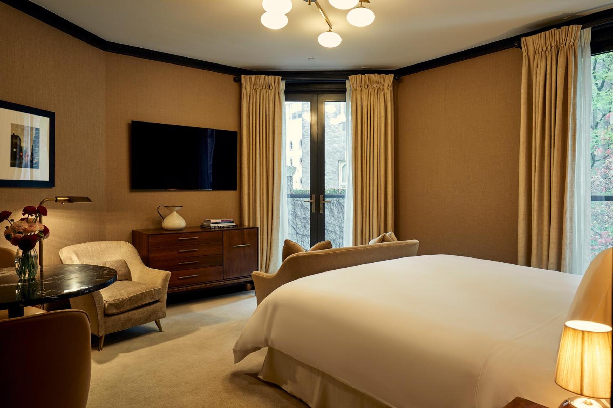 Park Avenue Clubhouse Suite photo 3