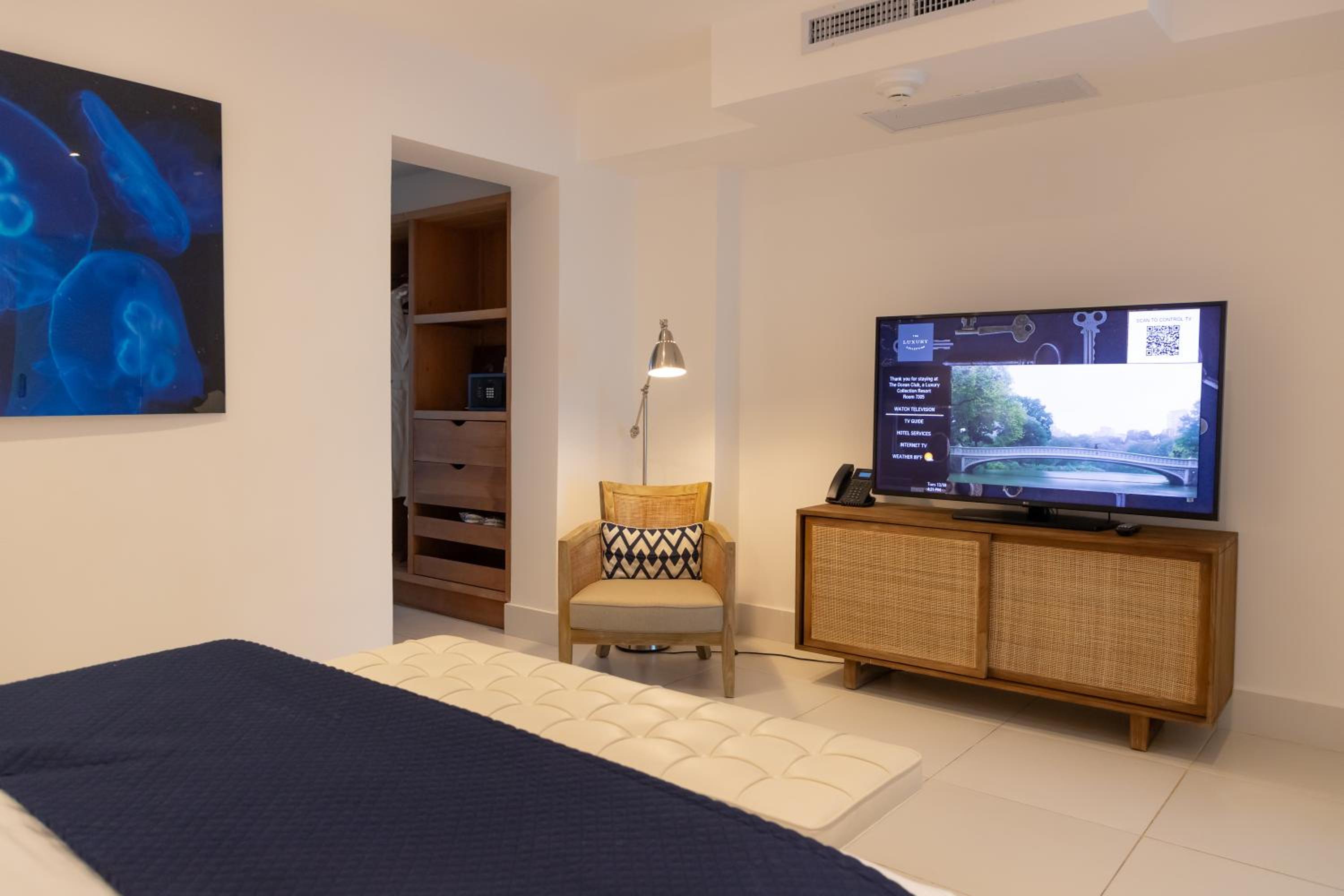 One-Bedroom King Suite with Balcony and Ocean View