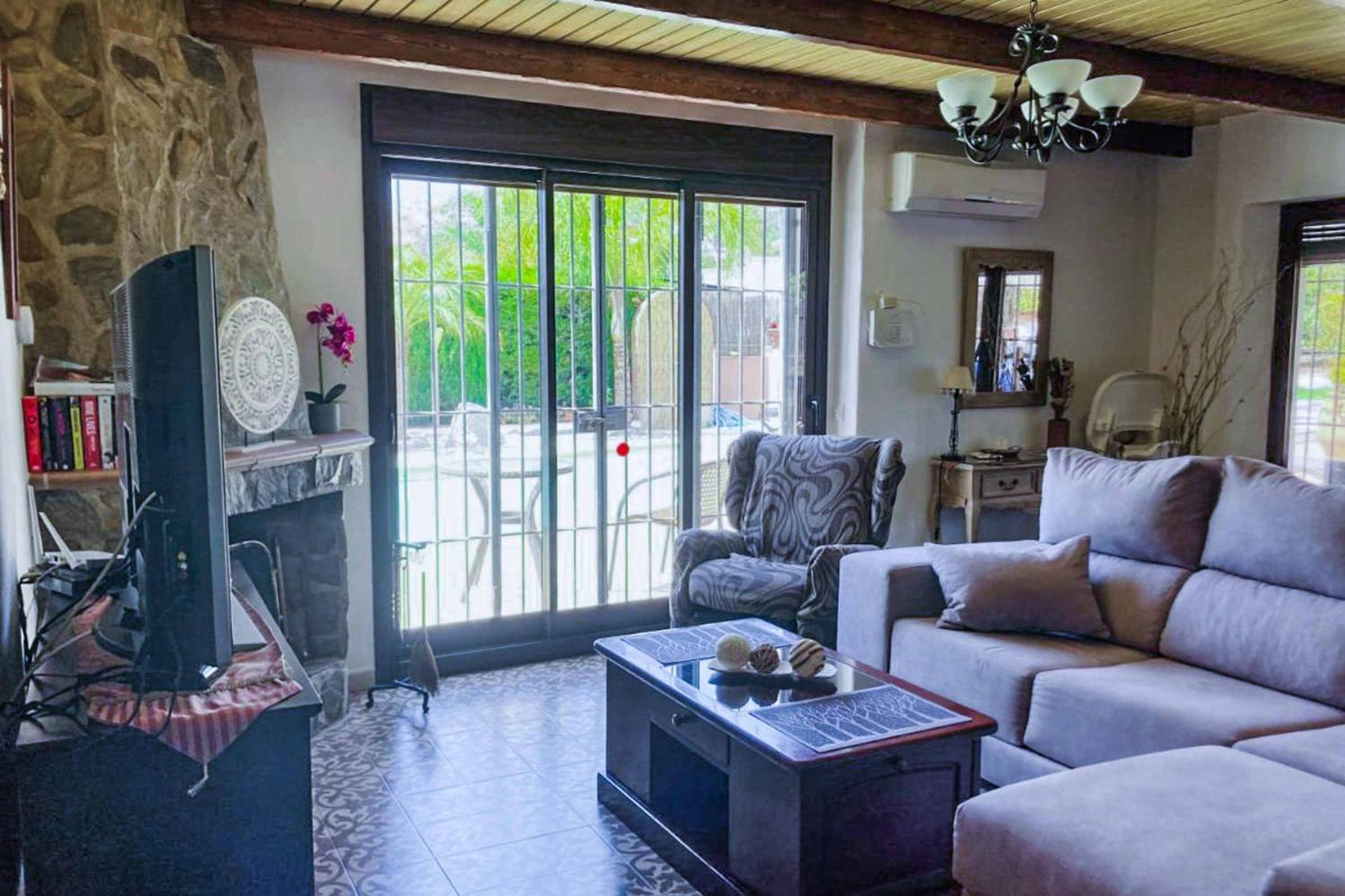 Villa de Tres Habitaciones