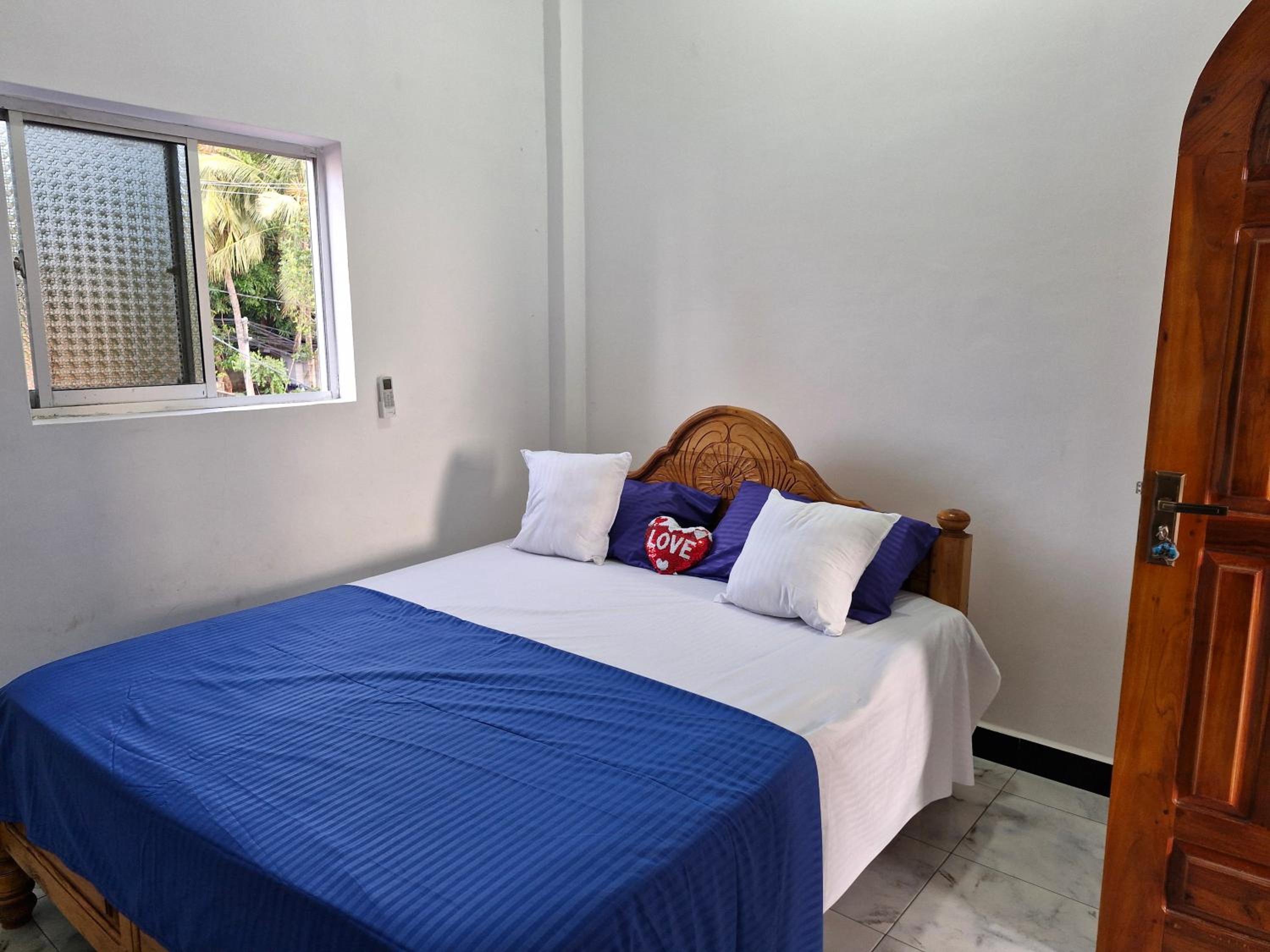 One-Bedroom House photo 2