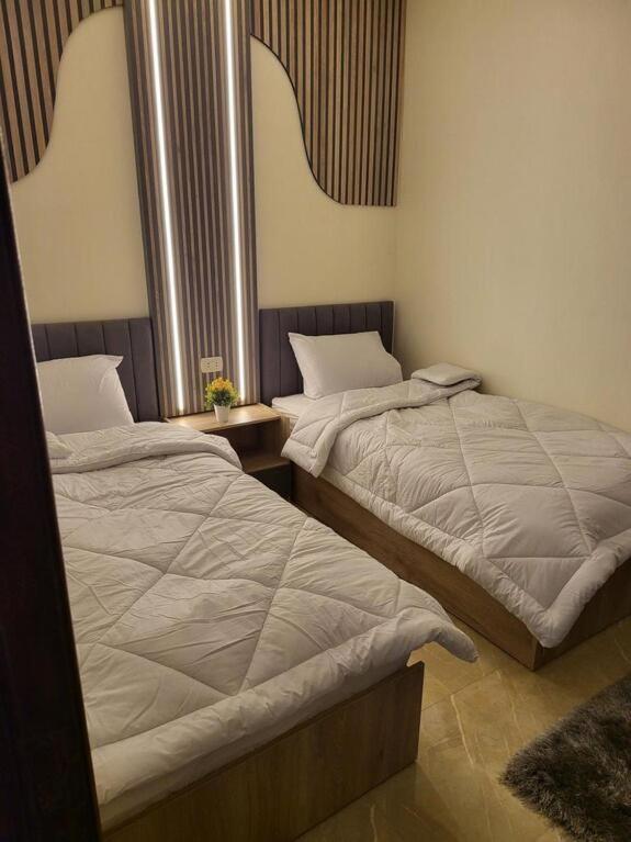 Deluxe Double Or Twin Room With Pyramids View