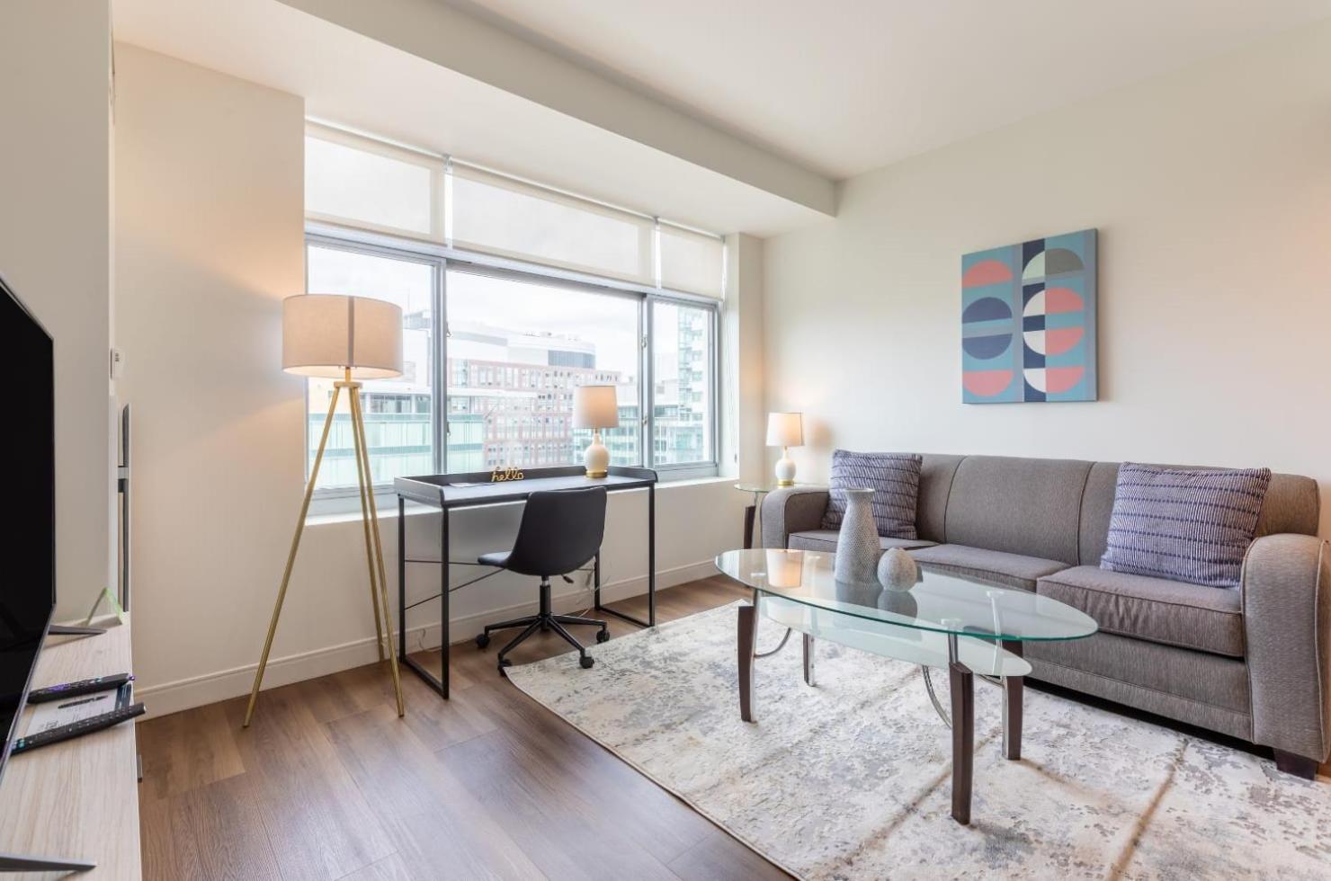 Apartment photo 2