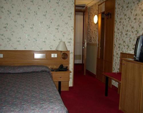 Single Room photo 2