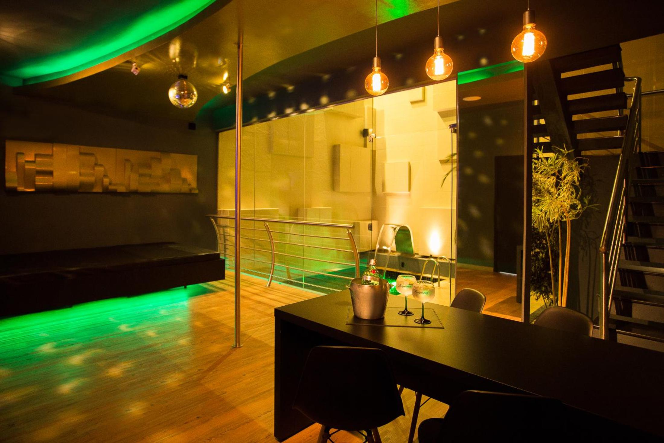 Suite with Private Pool photo 3