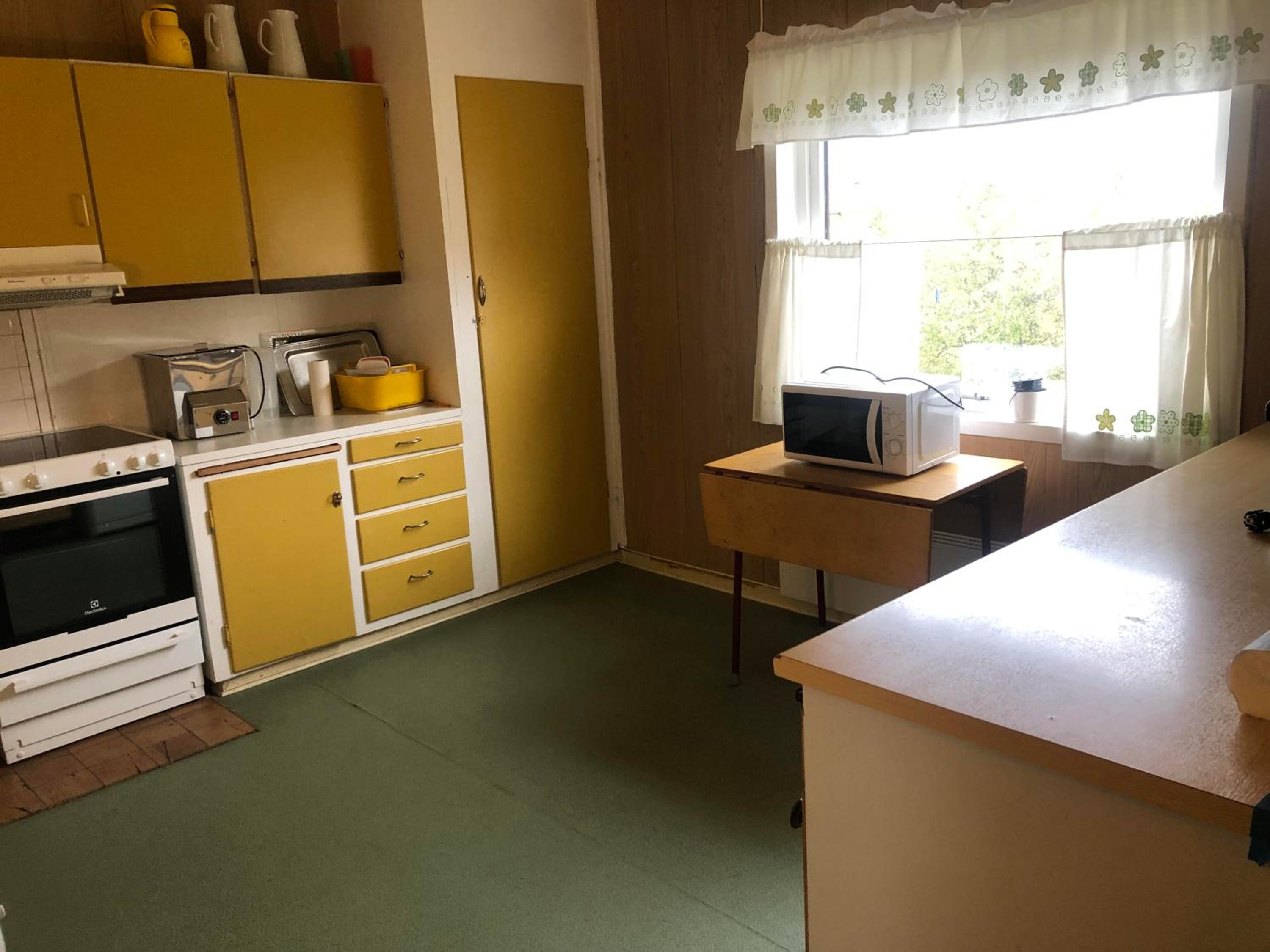Deluxe Double Room (2 Adults + 1 Child) photo 1