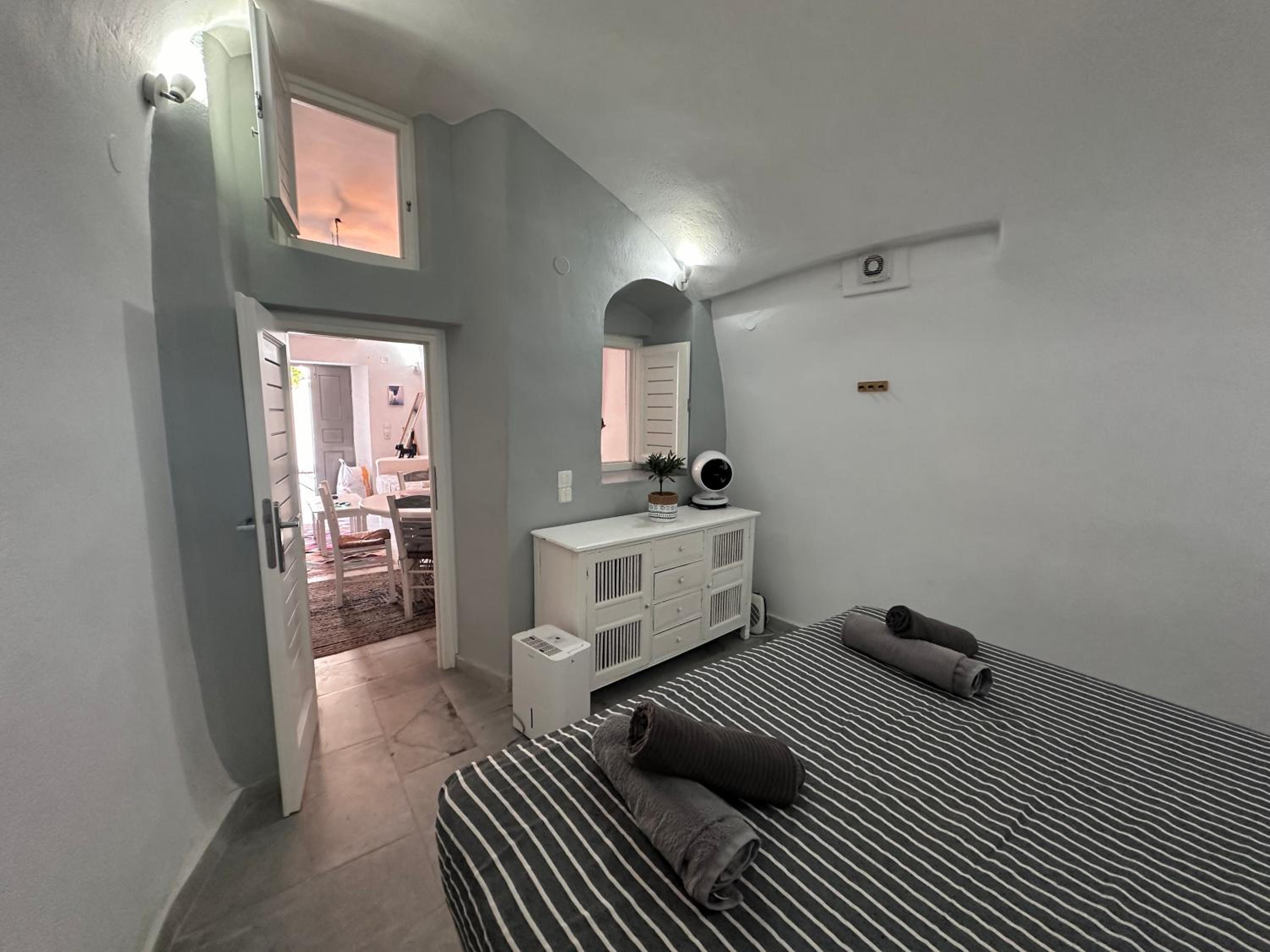 Two-Bedroom House photo 2