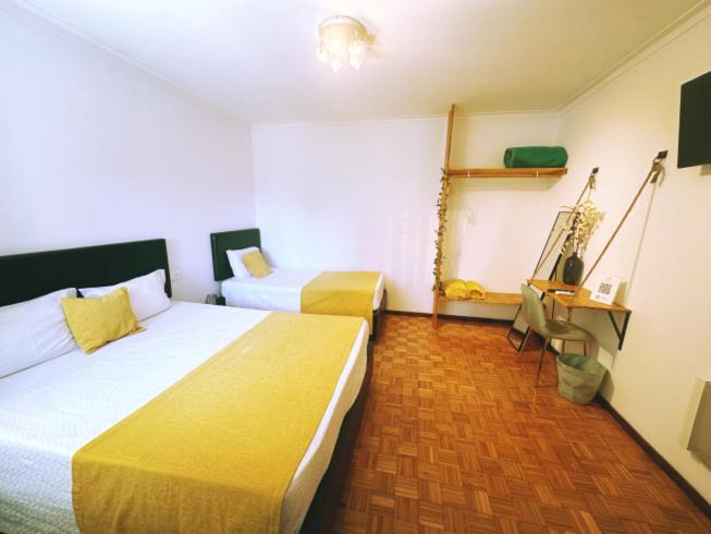 Basic Triple Room - Photo 9