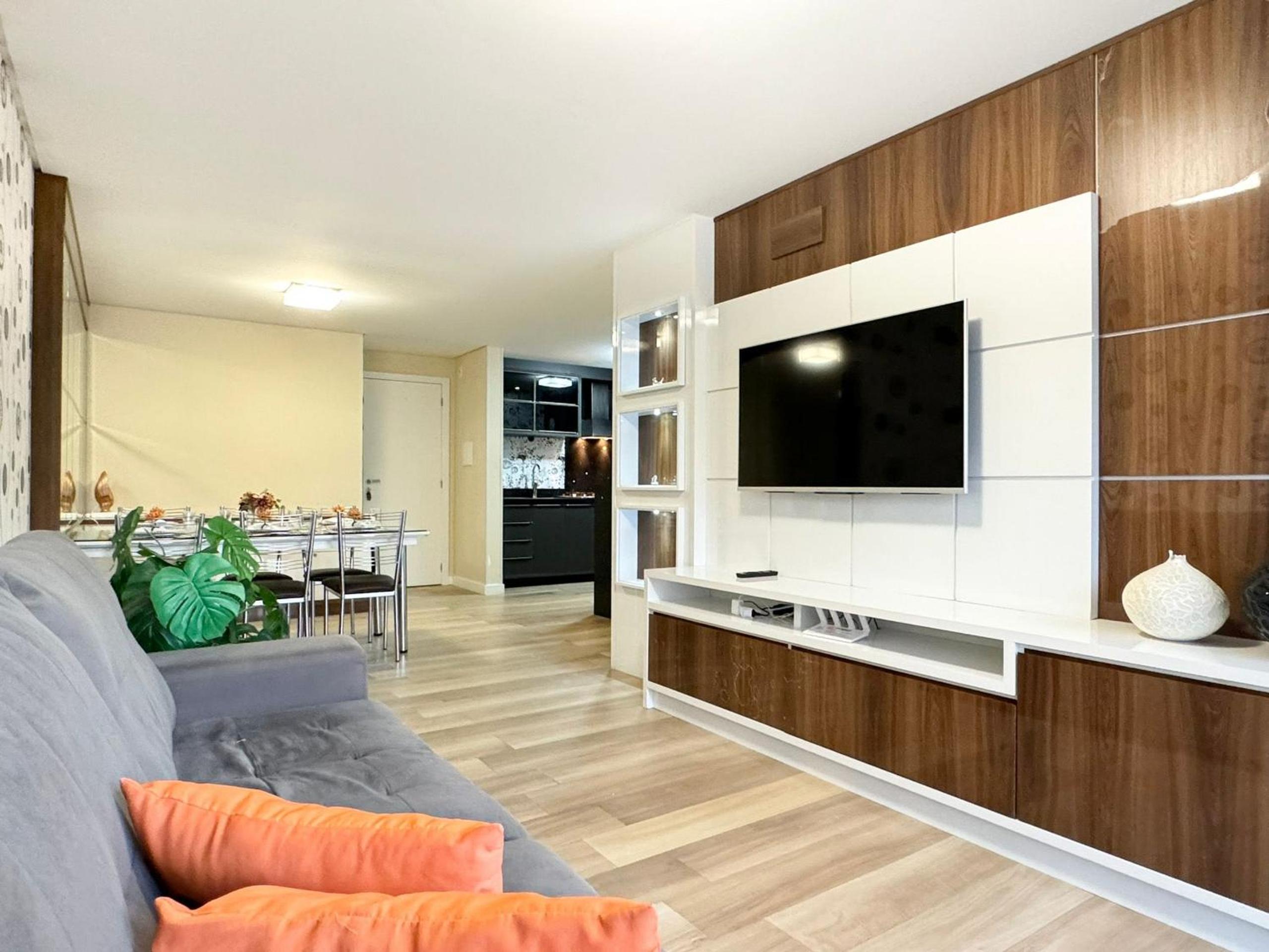 Apartment photo 1