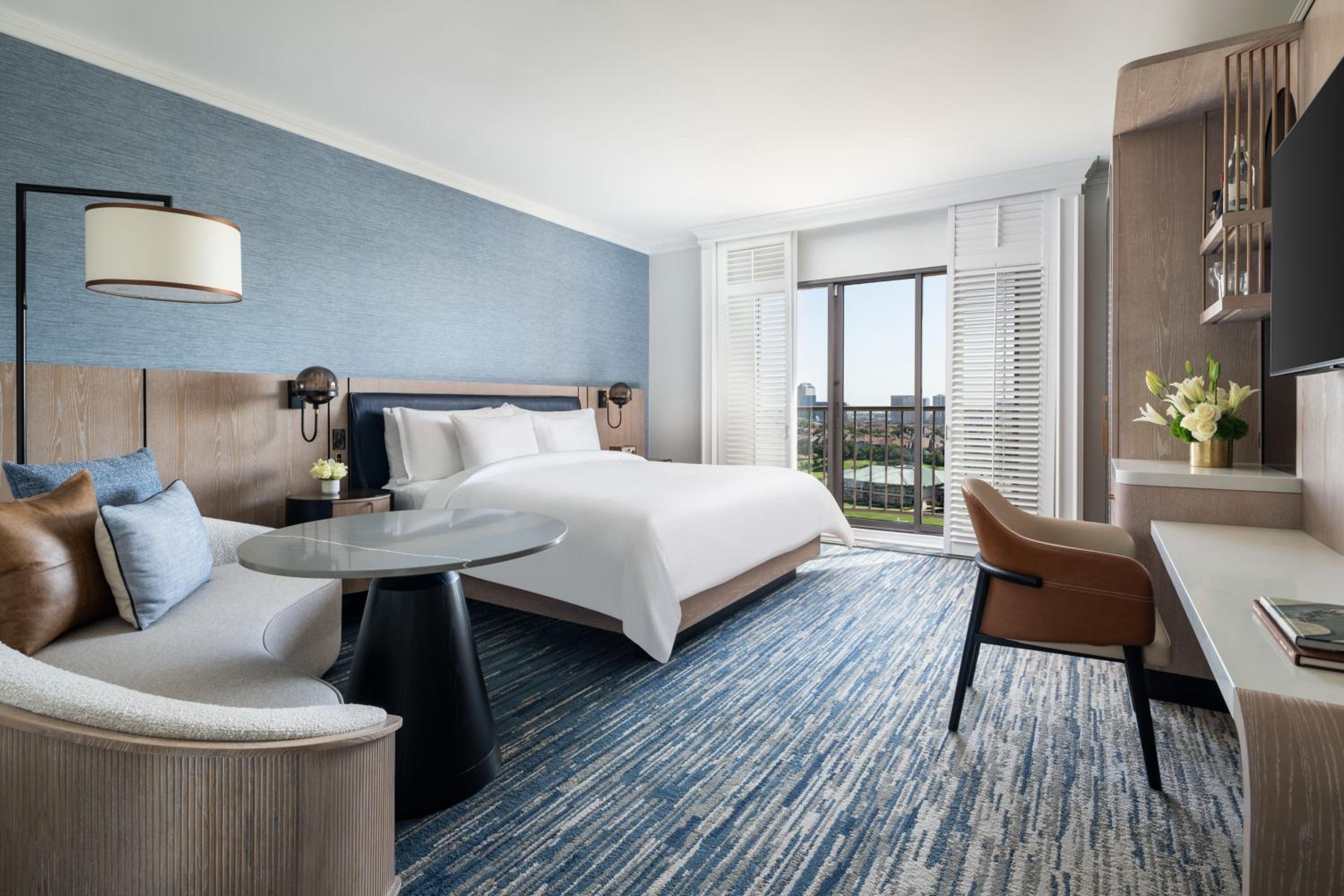 Tower Deluxe, Guest room, 1 King, Balcony at The Ritz-Carlton Dallas, Las Colinas in Irving