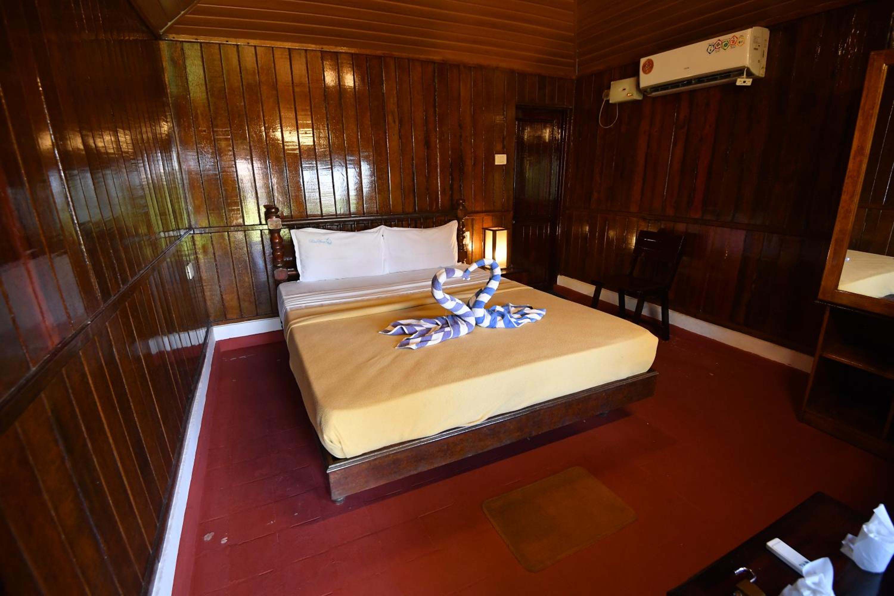 Double Room with Balcony and Sea View photo 3