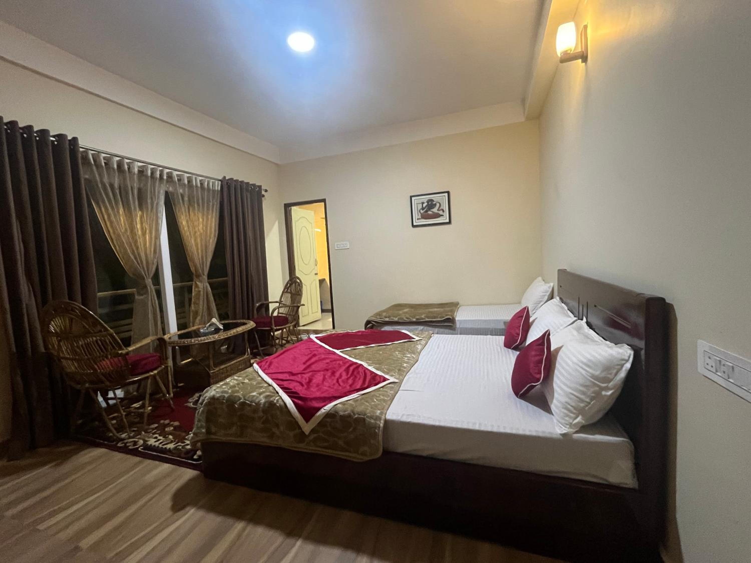 Double Or Twin Room photo 3