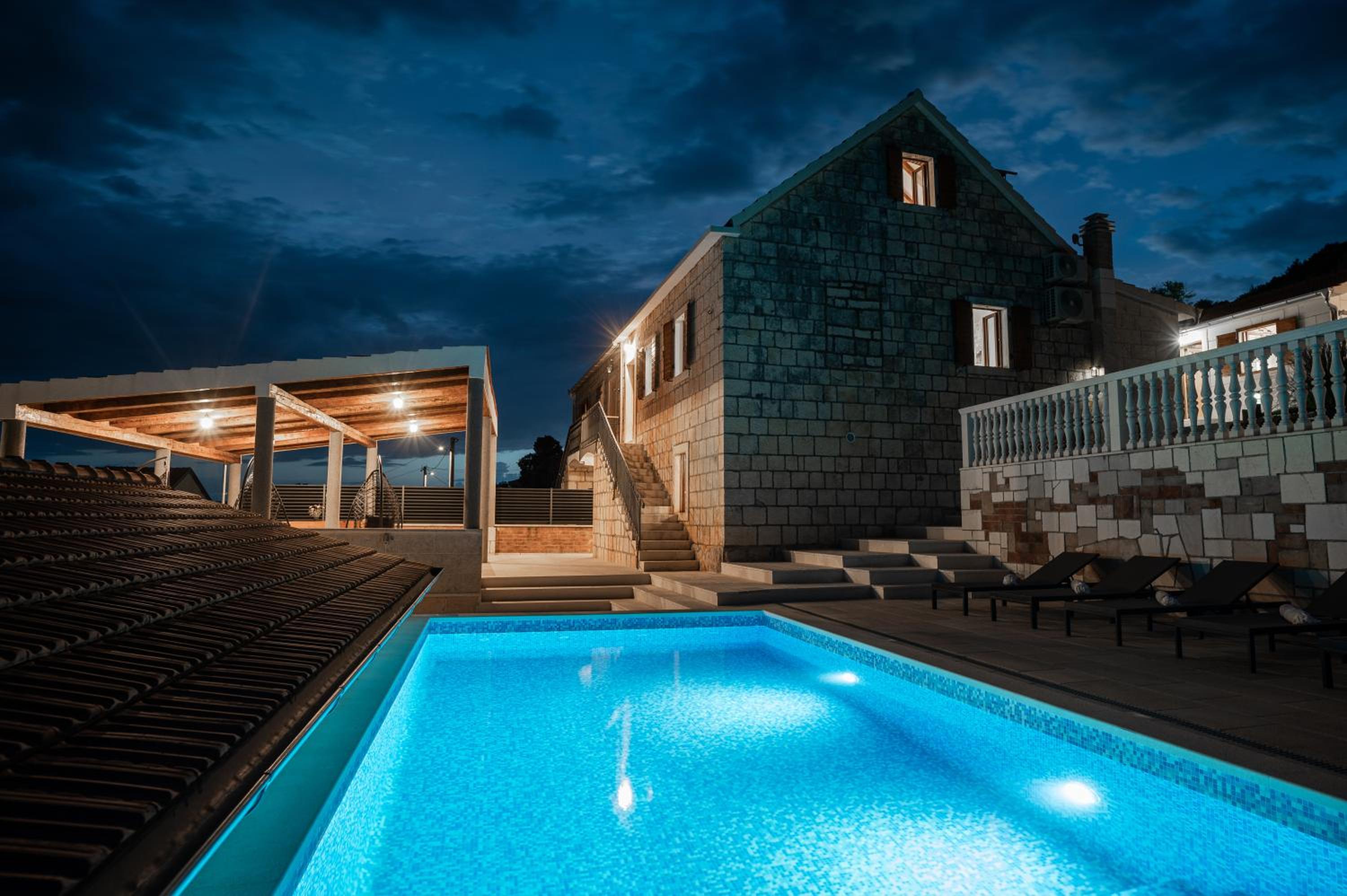Villa with Private Pool photo 2