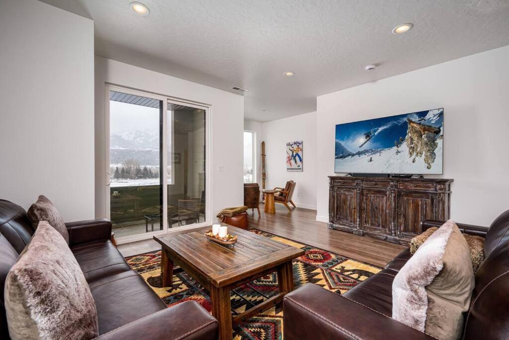 Four-Bedroom House photo 1