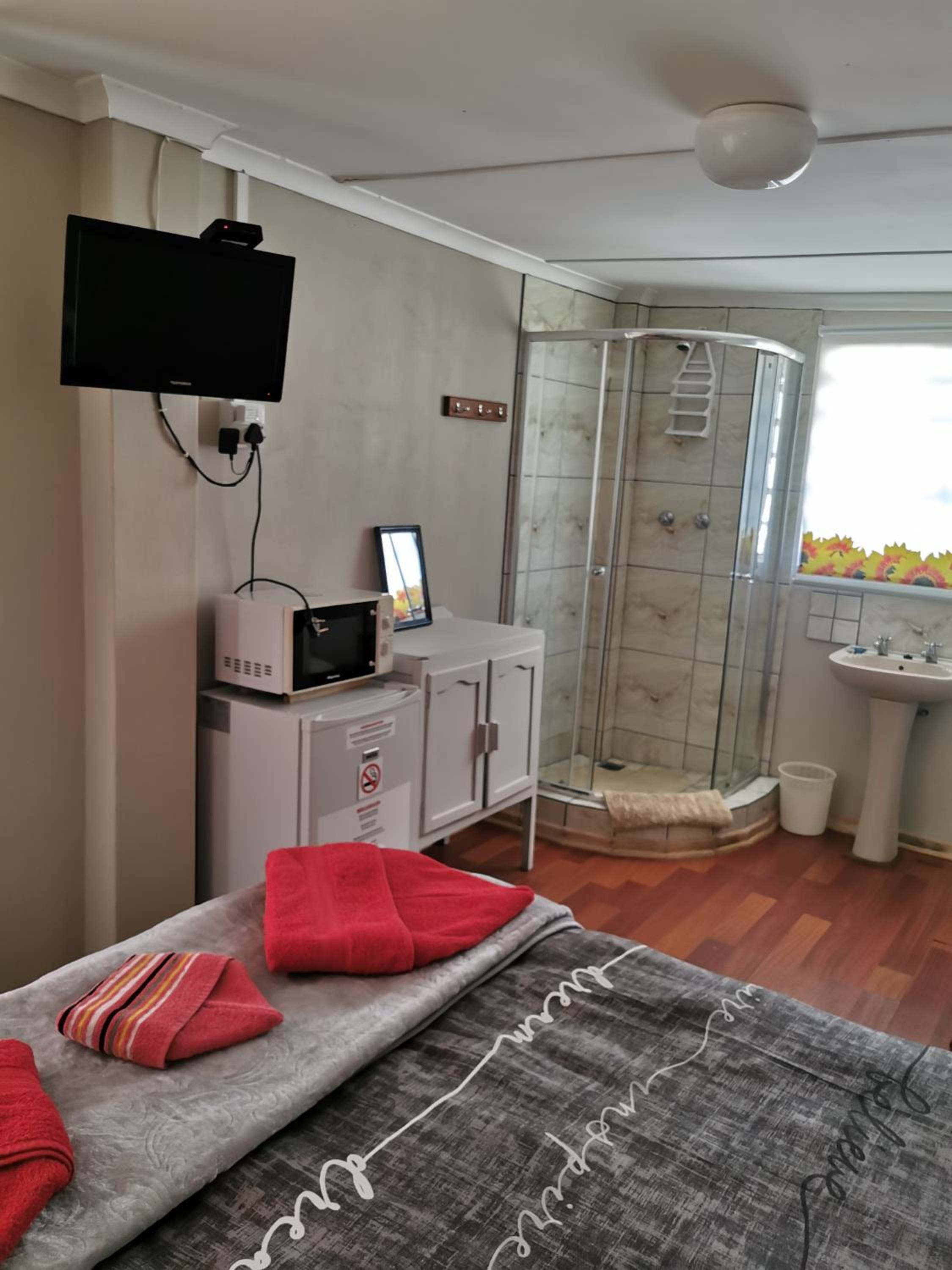 Double Room - Photo 1
