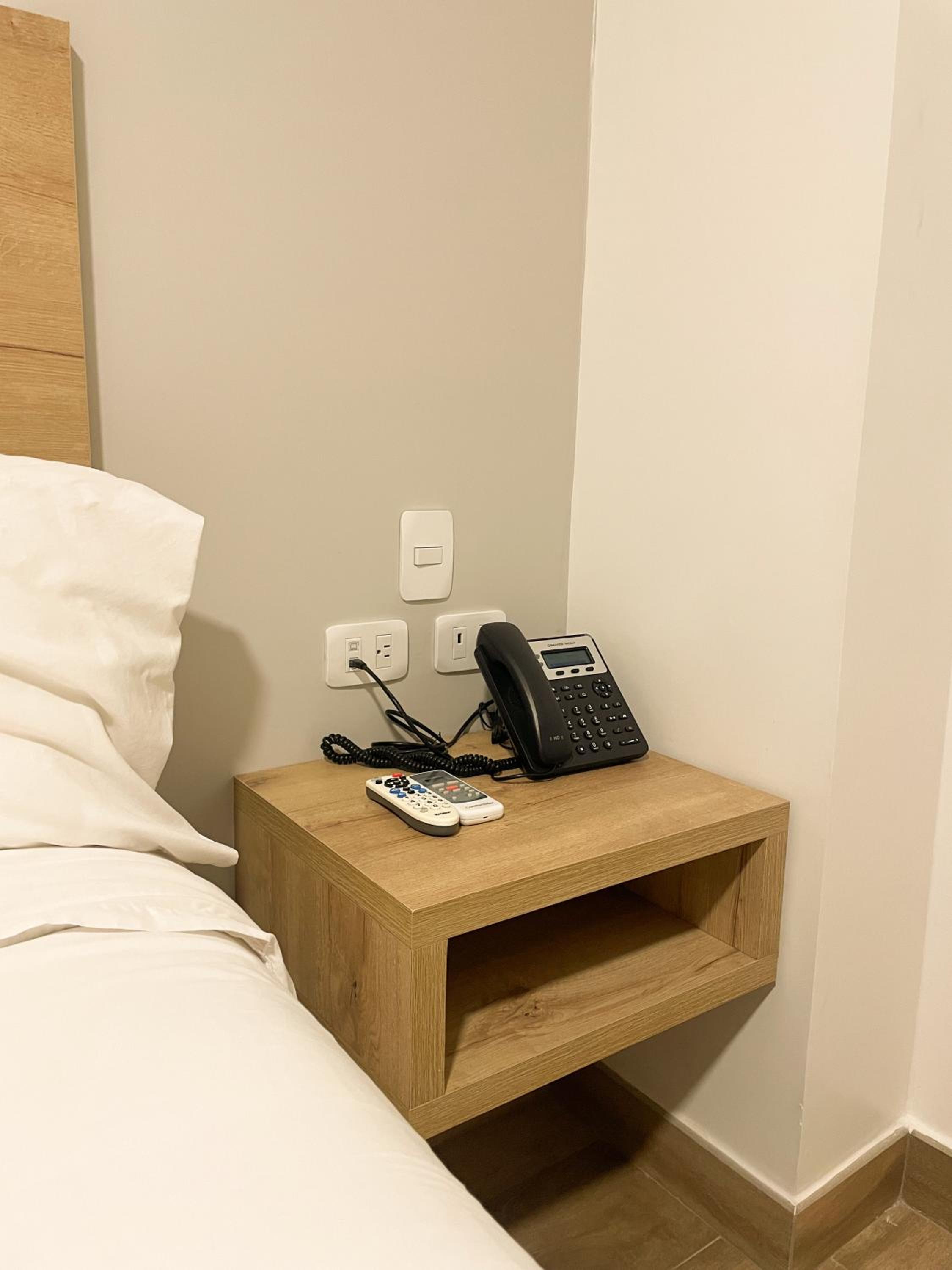 Deluxe Single Room photo 3