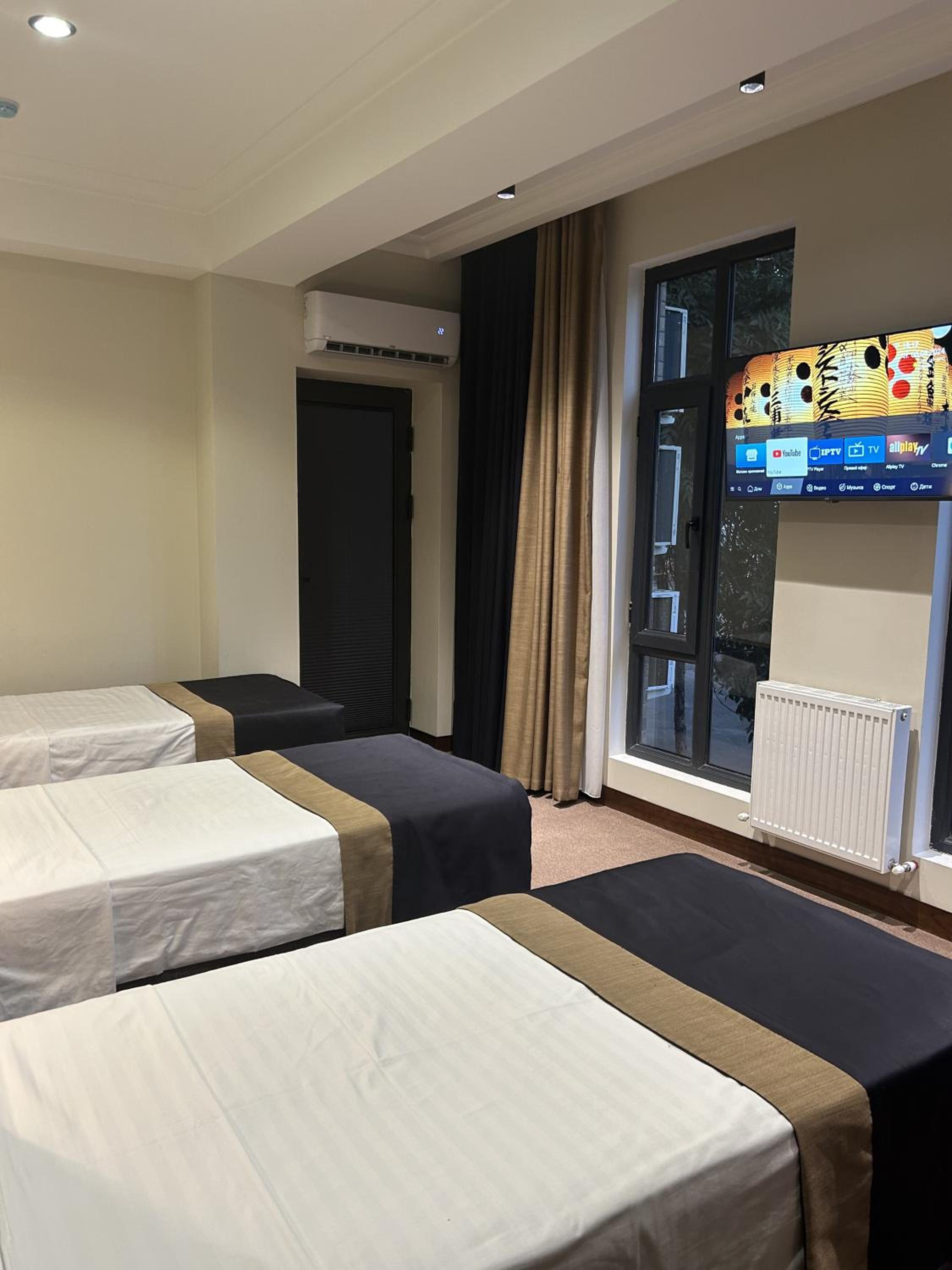 Triple Room with Balcony
