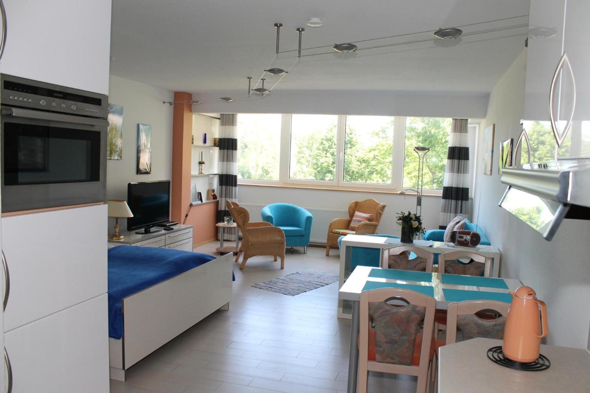 Apartment photo 2