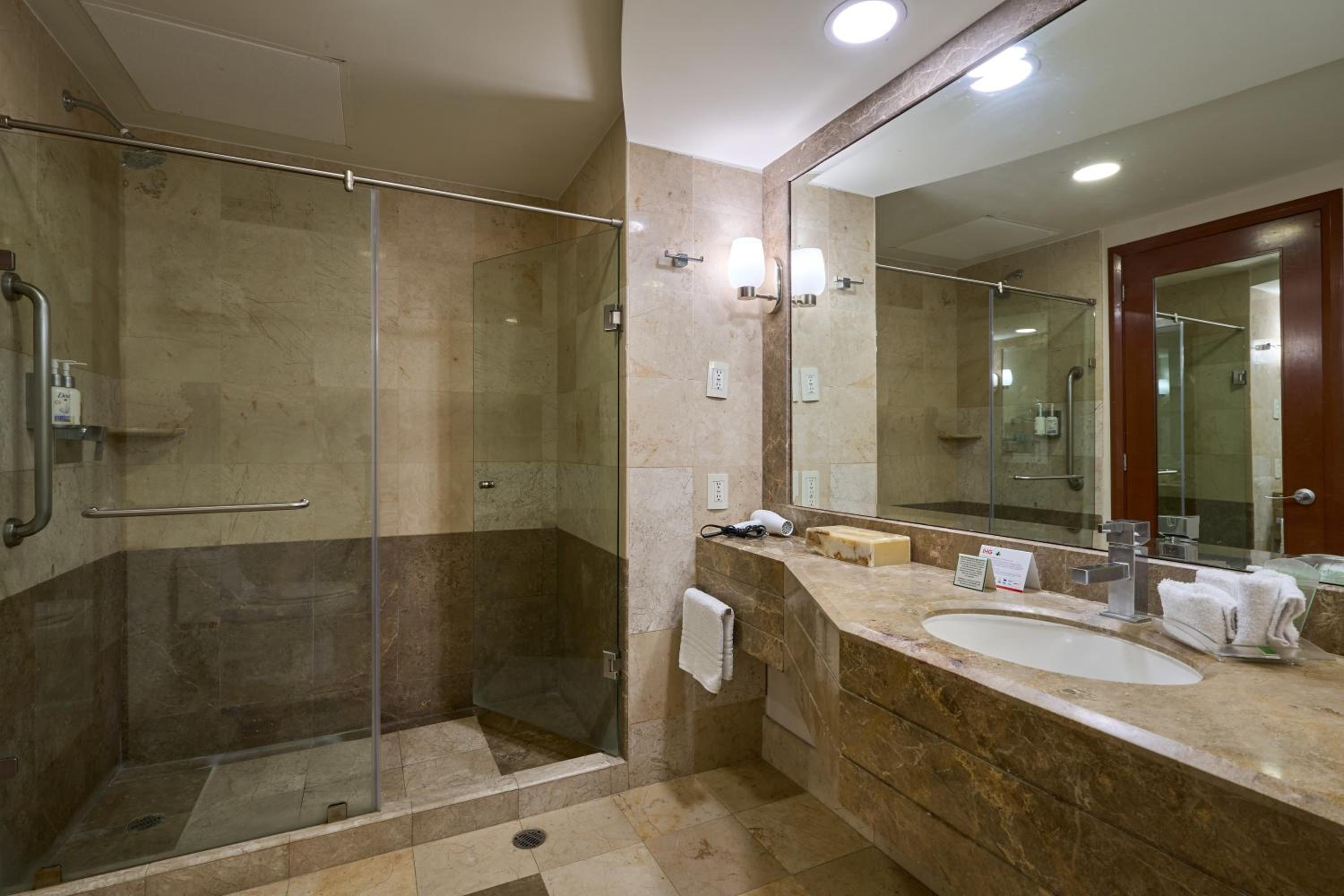Standard King Room with Mini-bar - Photo 5