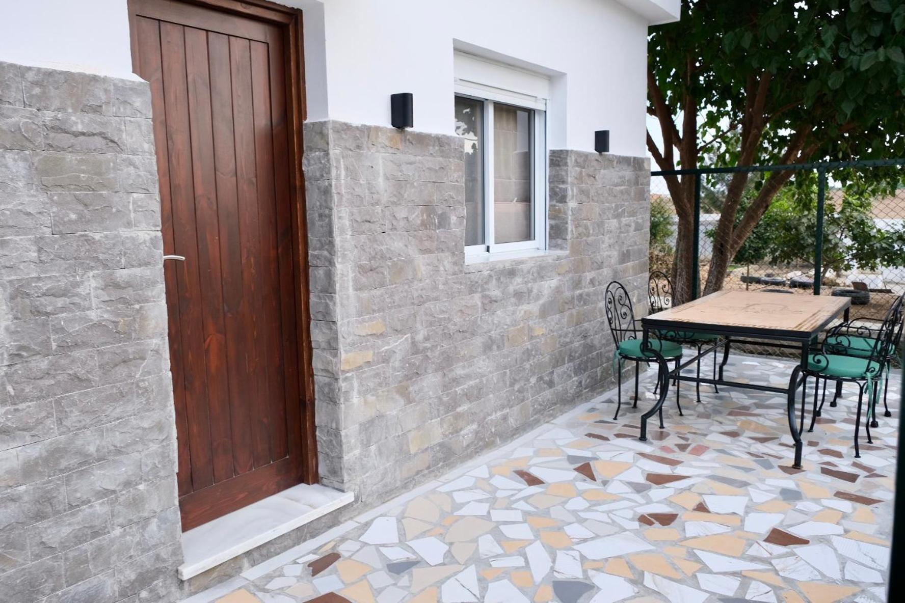 Studio with Garden View - Photo 8