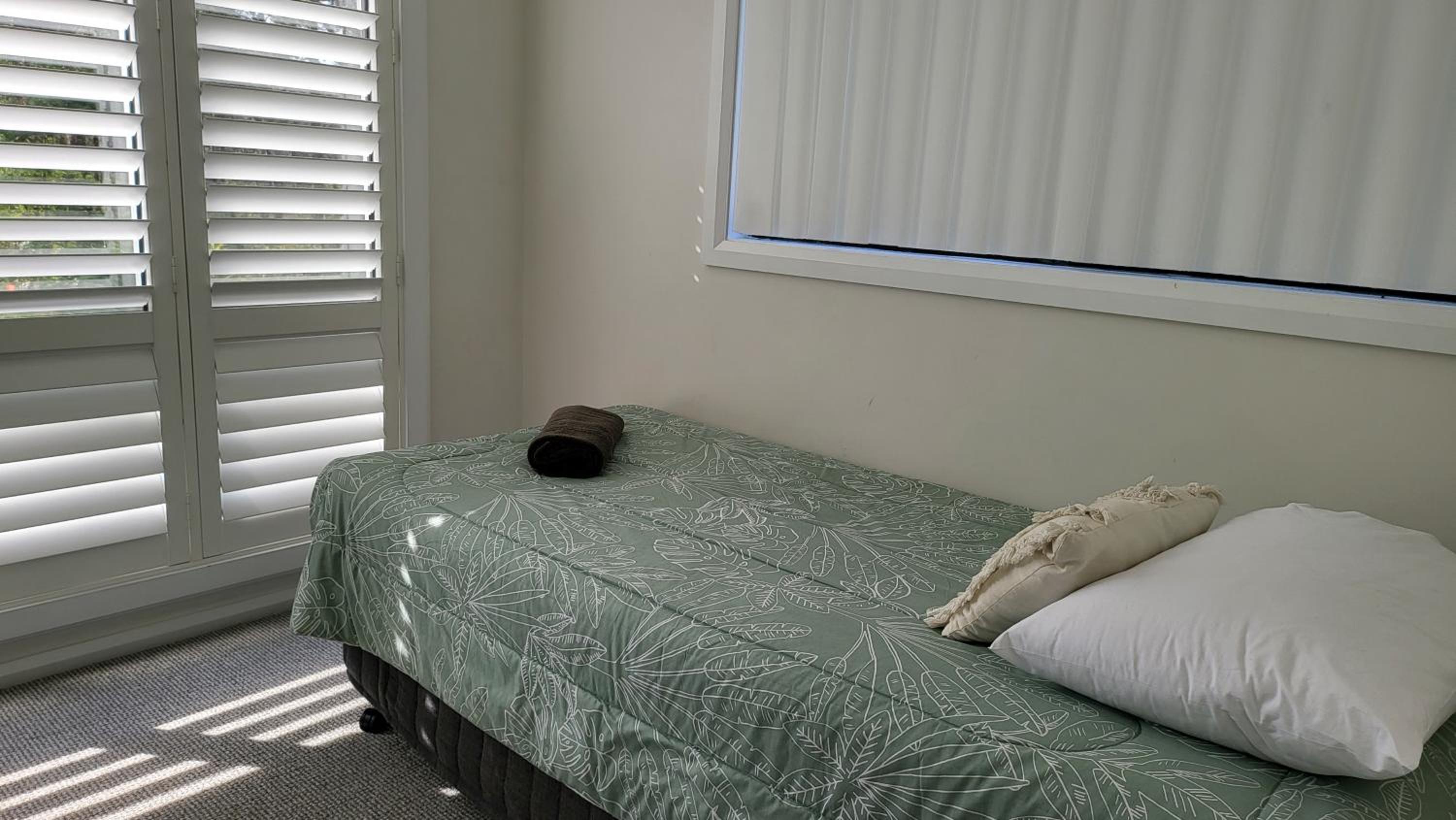 Three-Bedroom House photo 3