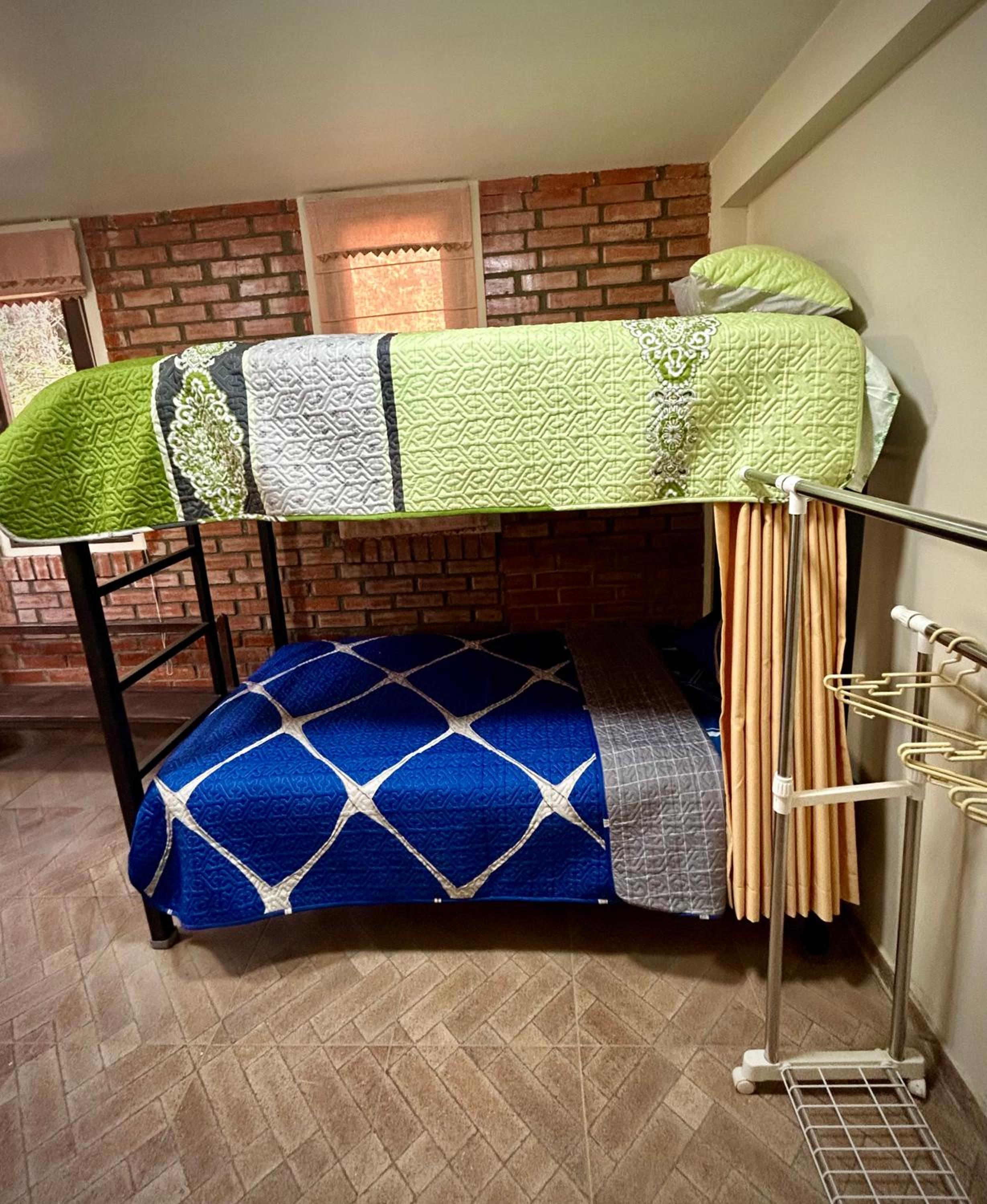 Bed in 4-Bed Mixed Dormitory Room photo 2