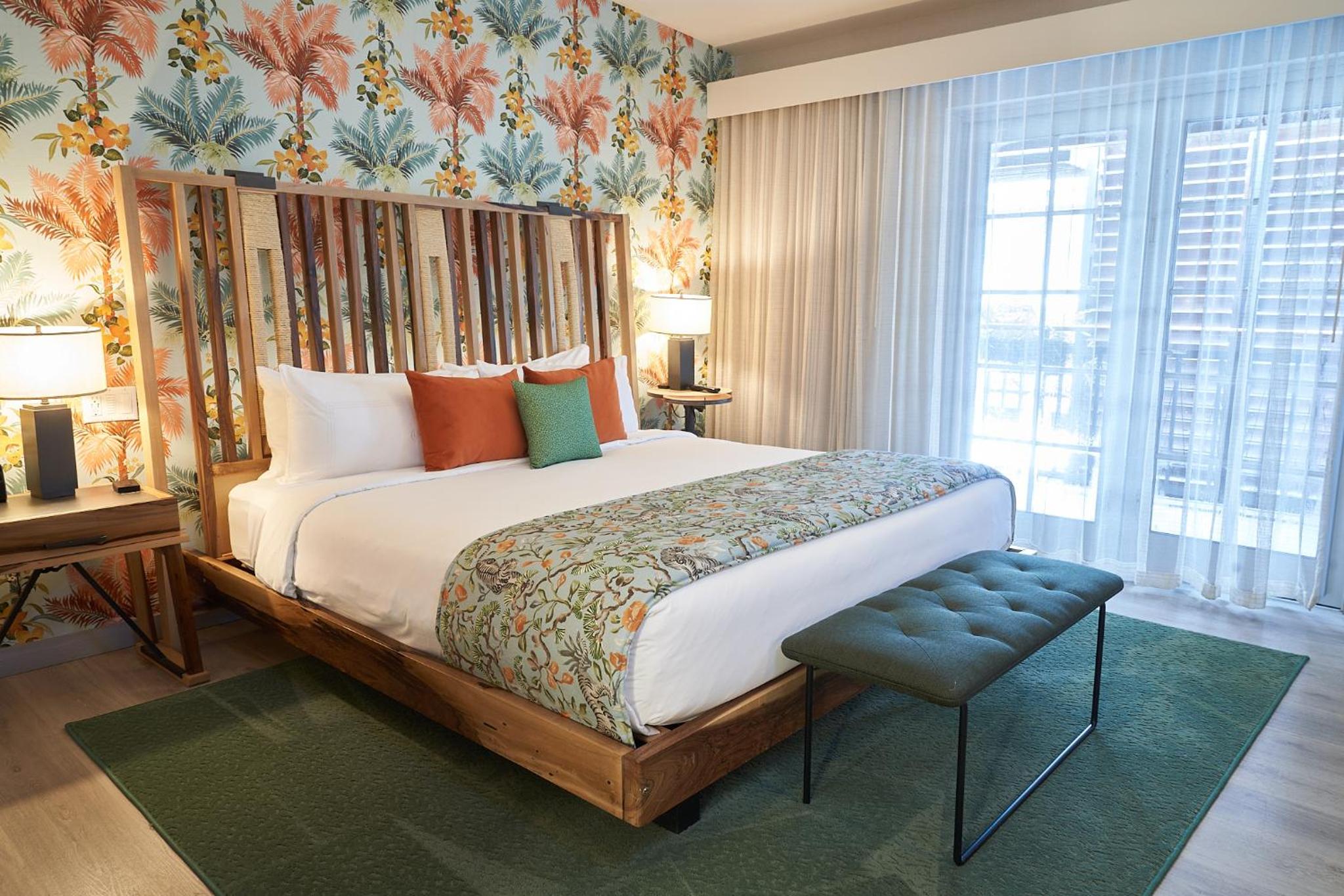 Superior King Room - Photo 7