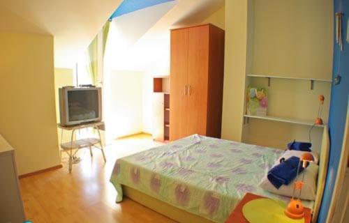 Two-Bedroom House photo 1
