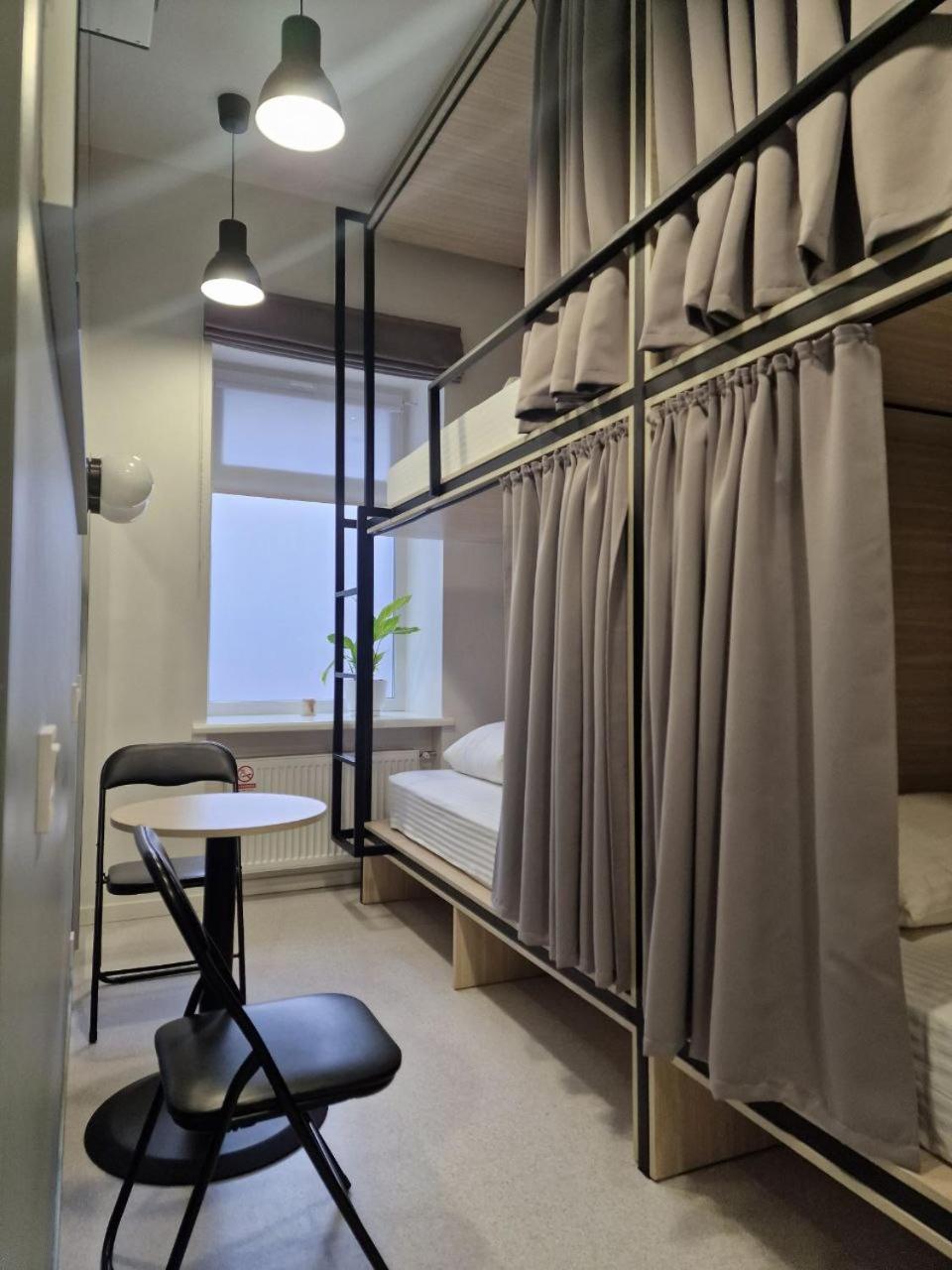 Single Bed in 4-Bed Dormitory Room photo 3