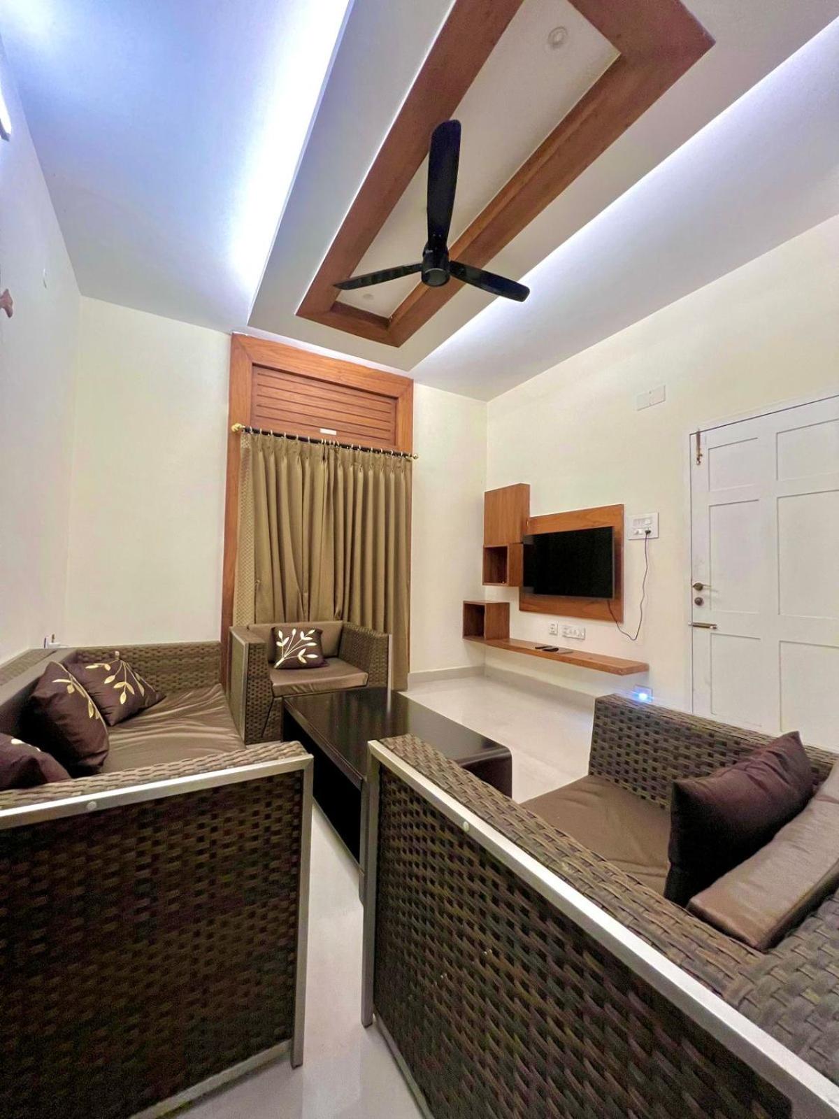 Three-Bedroom Villa photo 3