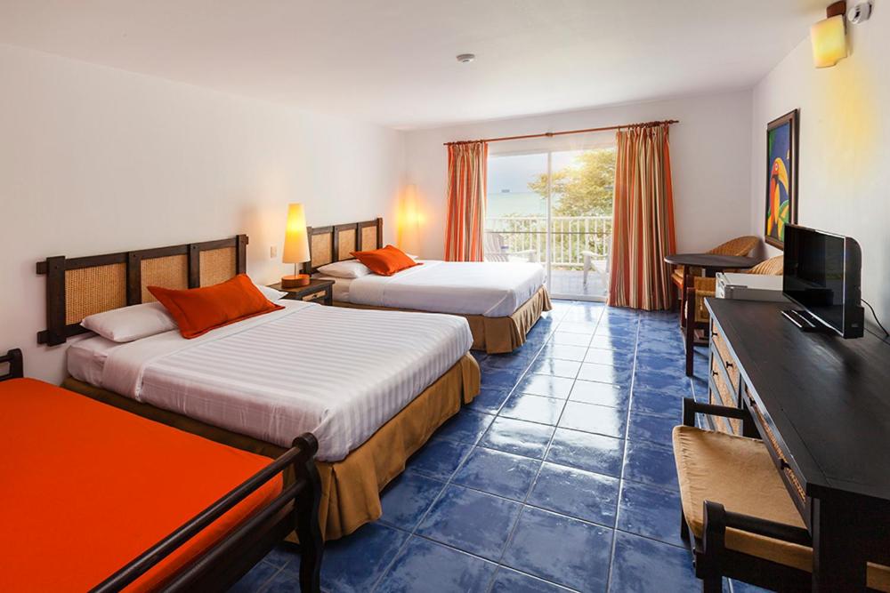 Twin Room With Sea View photo 1
