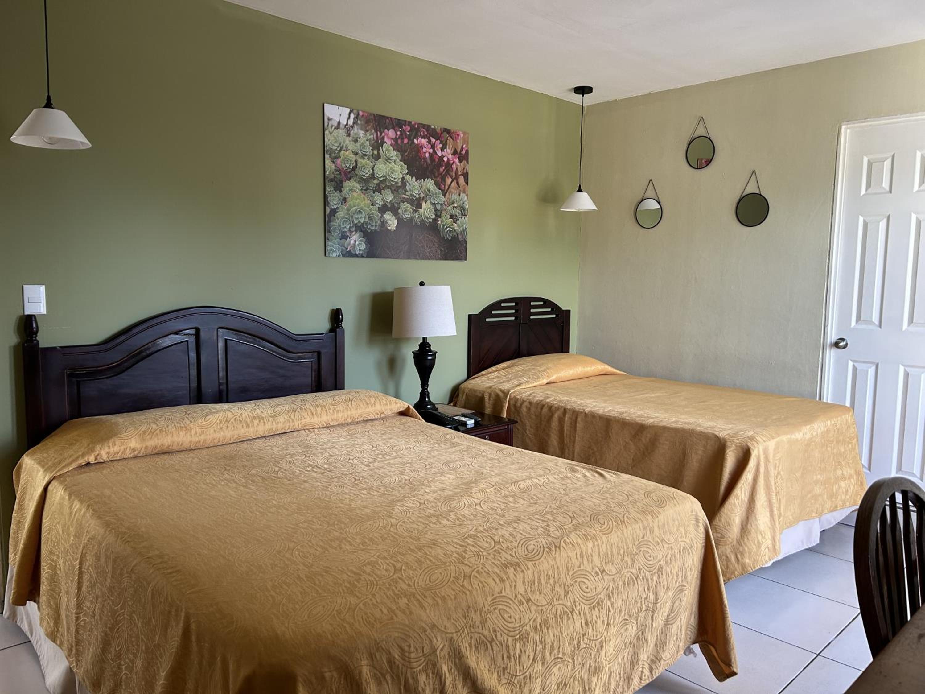 Triple Room photo 2