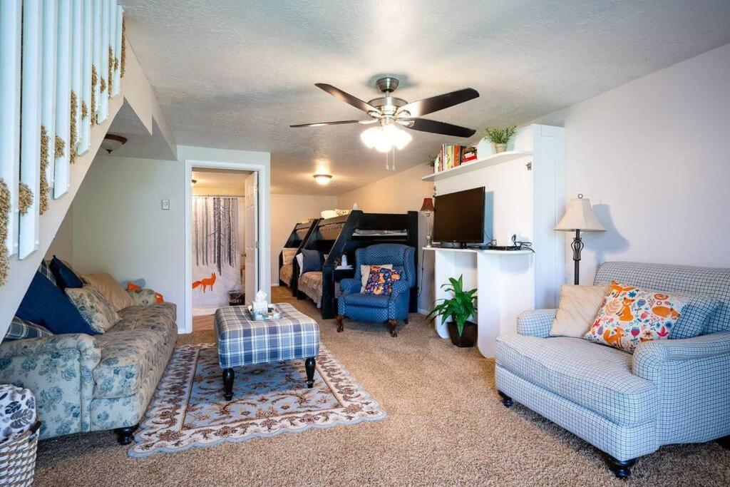 Two-Bedroom House photo 1