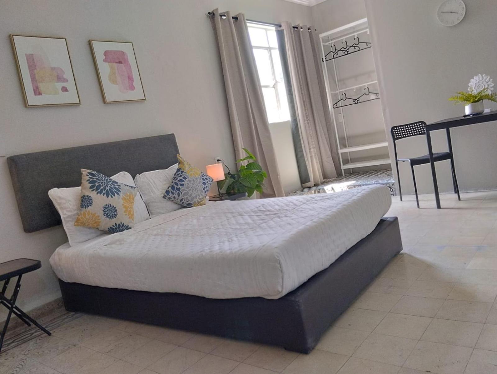 Deluxe Junior Suite - Photo 24