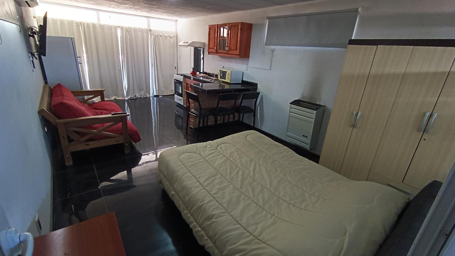 One-Bedroom Apartment photo 1