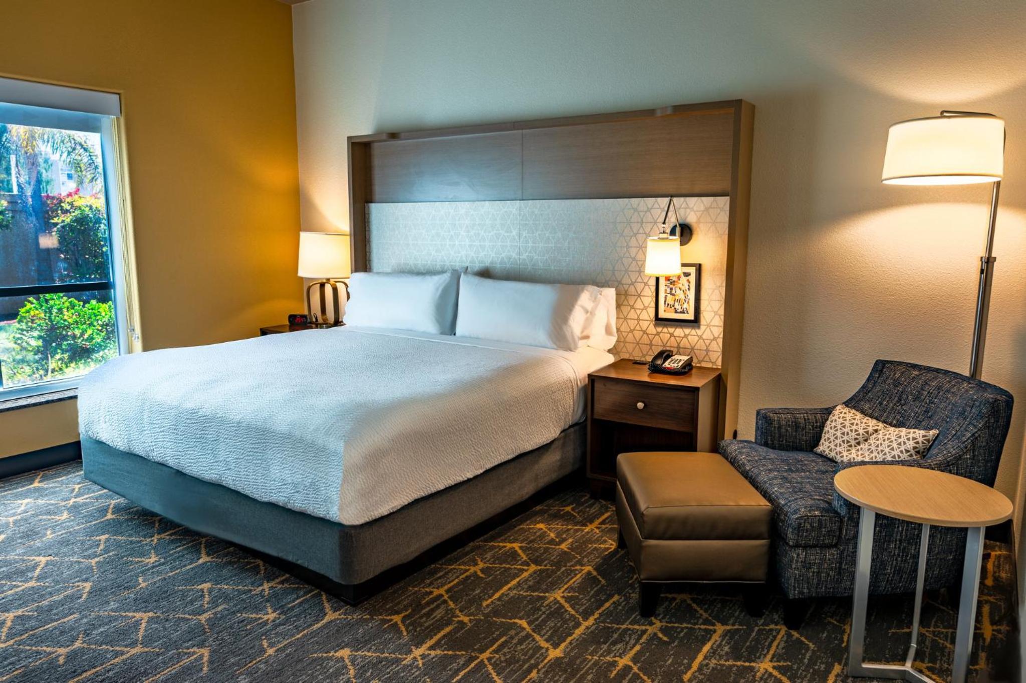 King Suite - Photo 14
