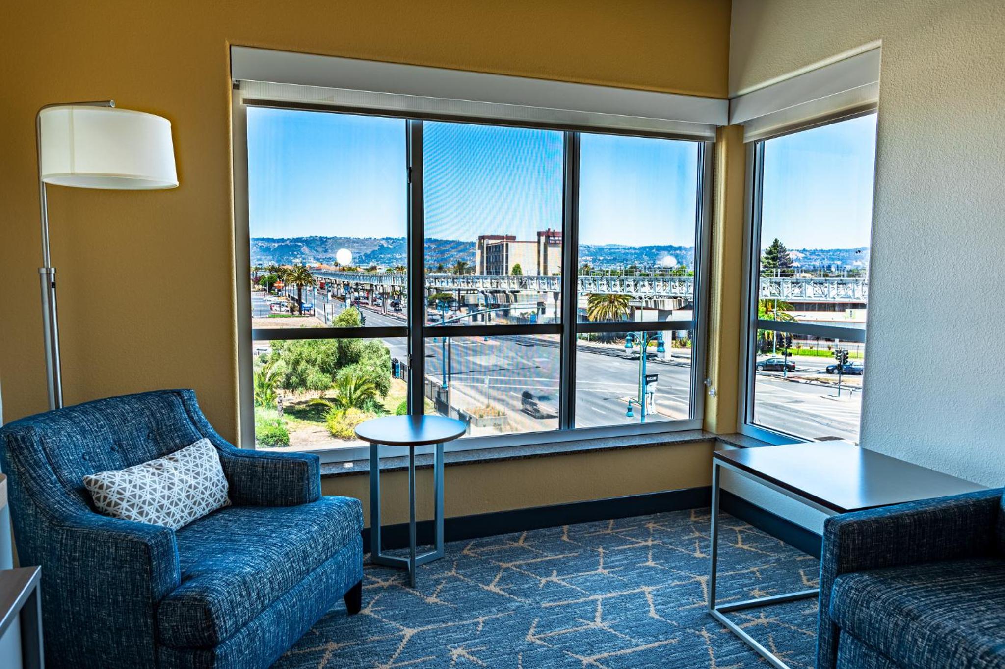 King Suite - Photo 2