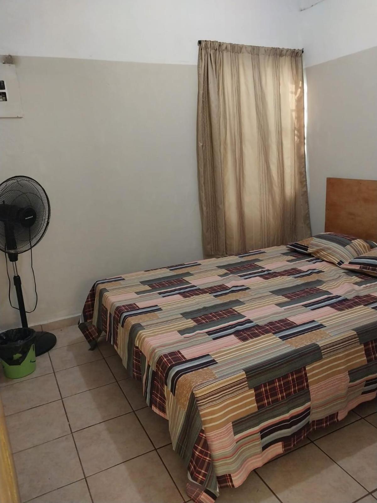 Double Room With Shared Bathroom photo 2