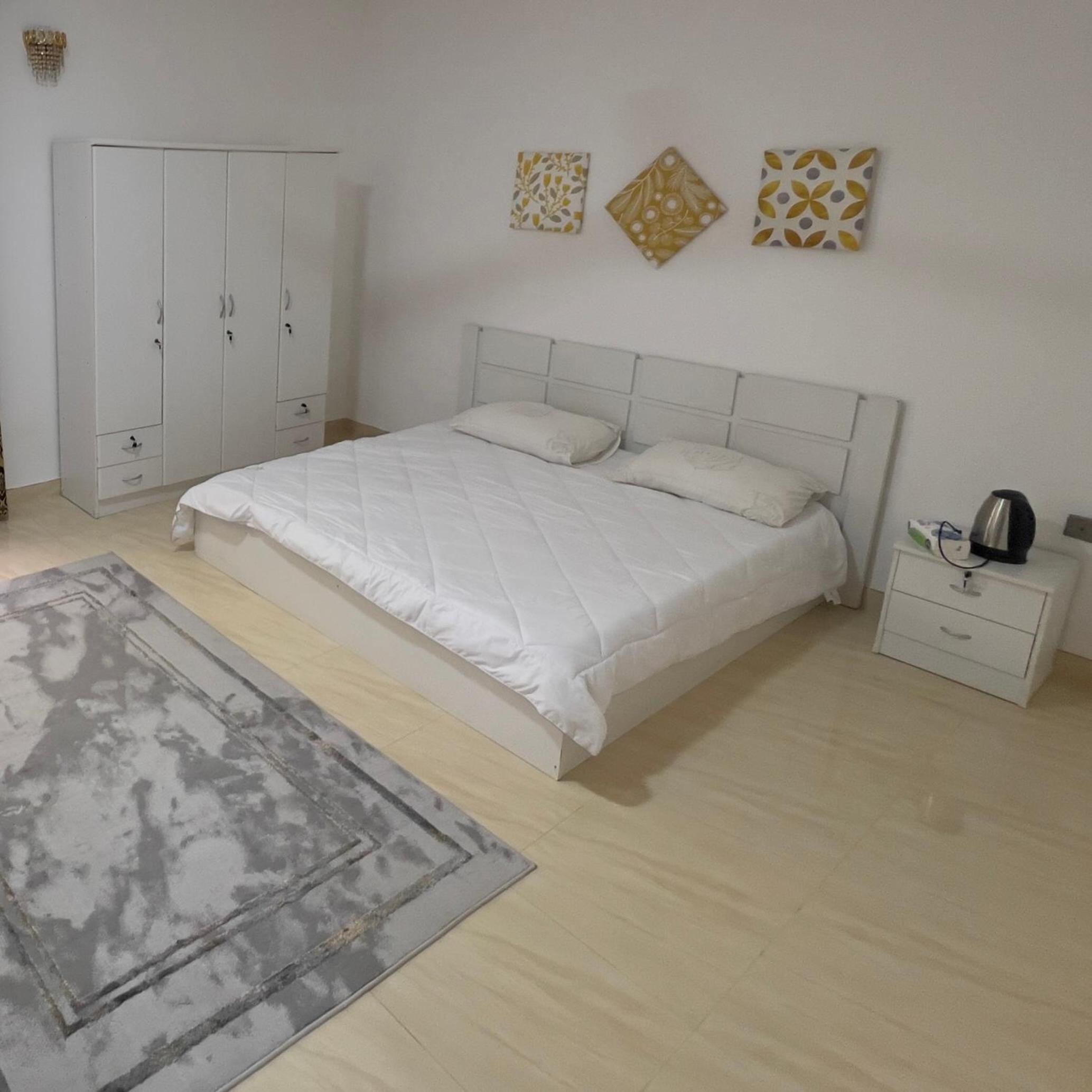 Double Room With Private Bathroom photo 2