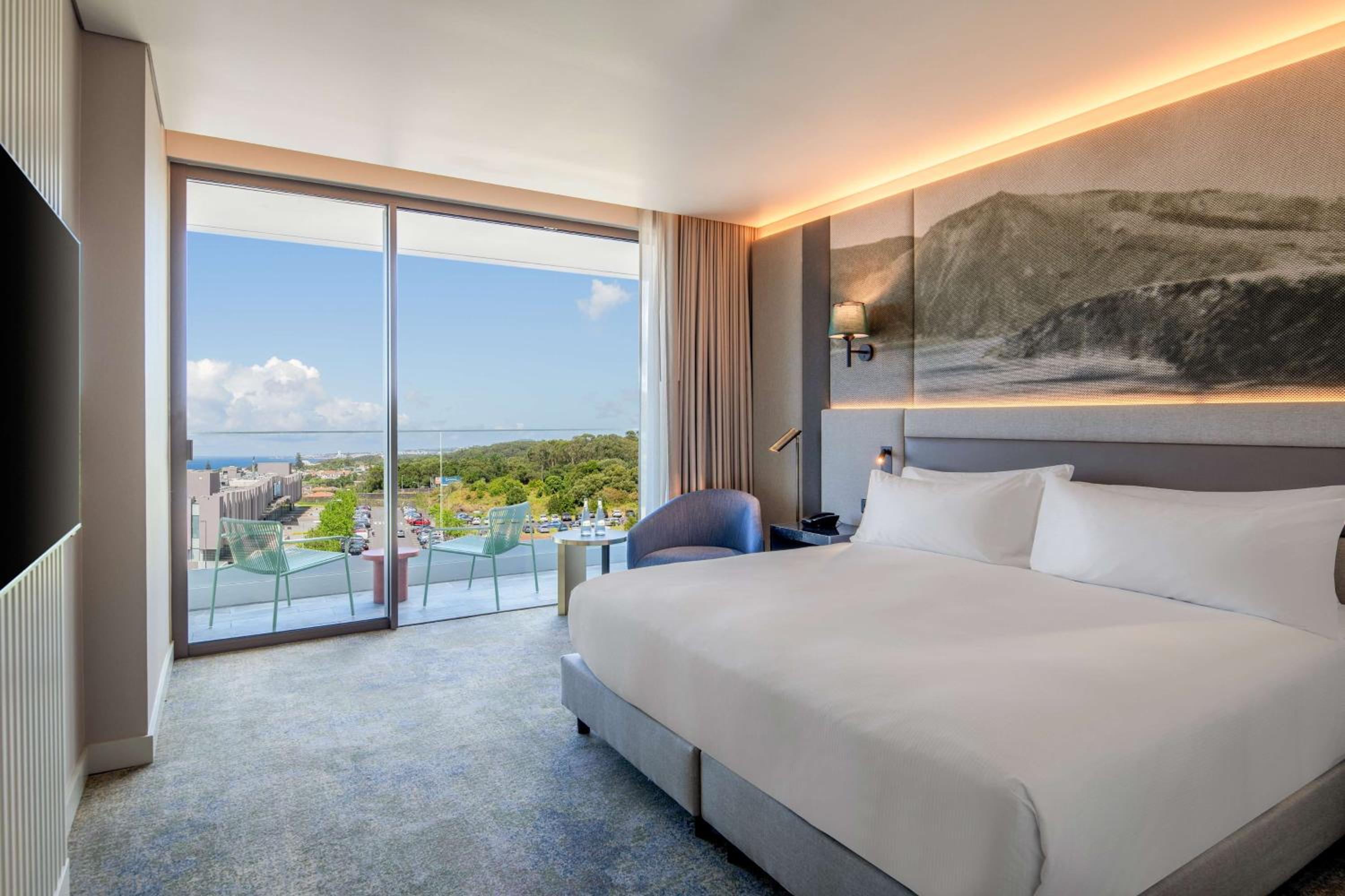One-Bedroom King Suite - Photo 1