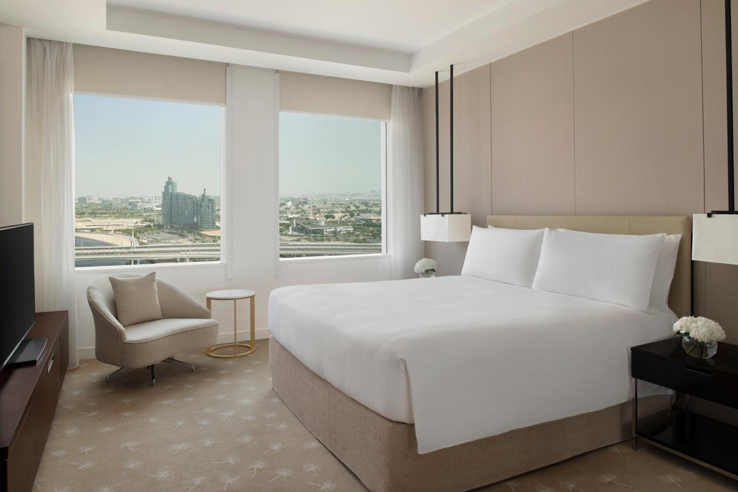 Two-Bedroom Suite thumbnail 5