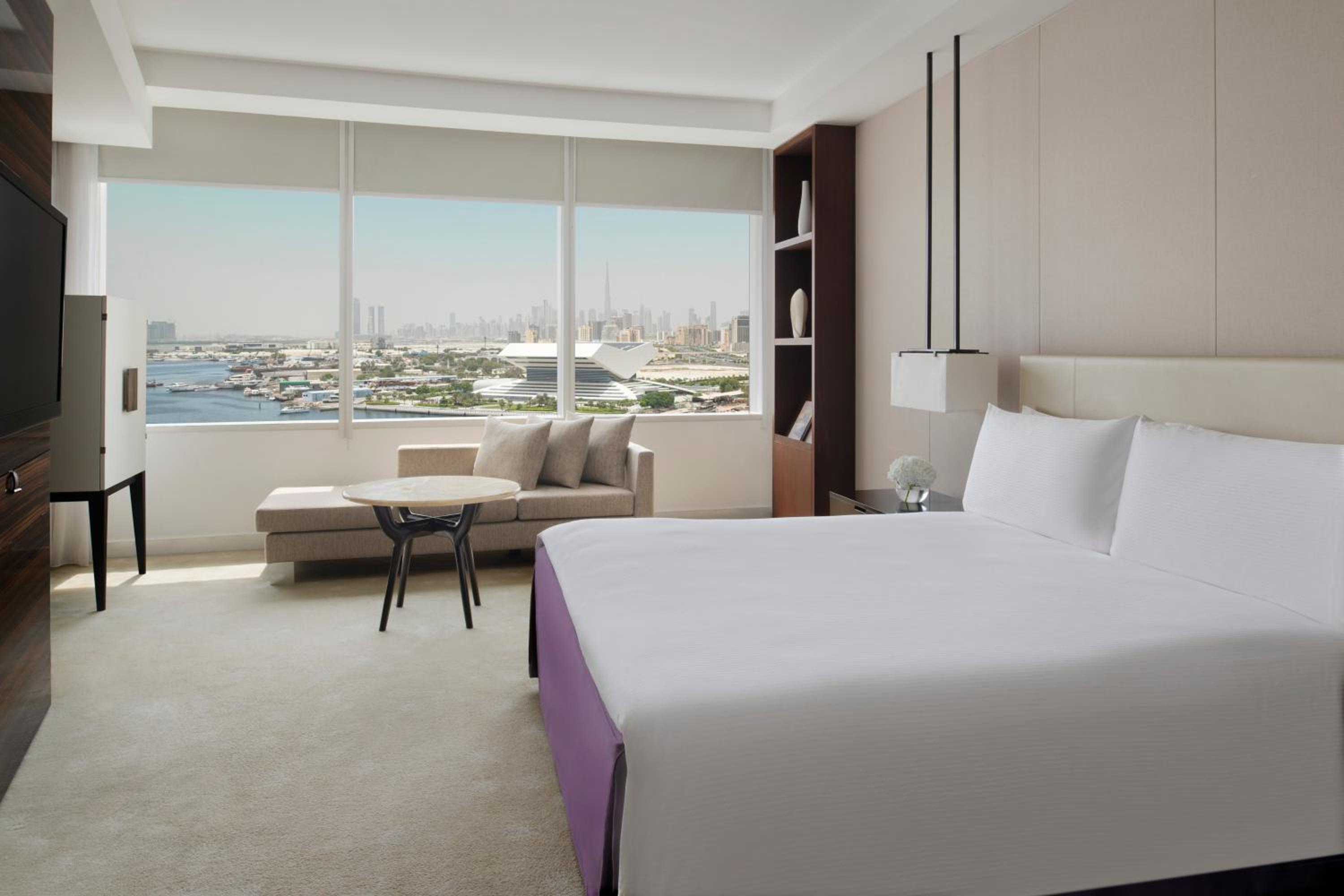 Premium King Room - Club Lounge Access