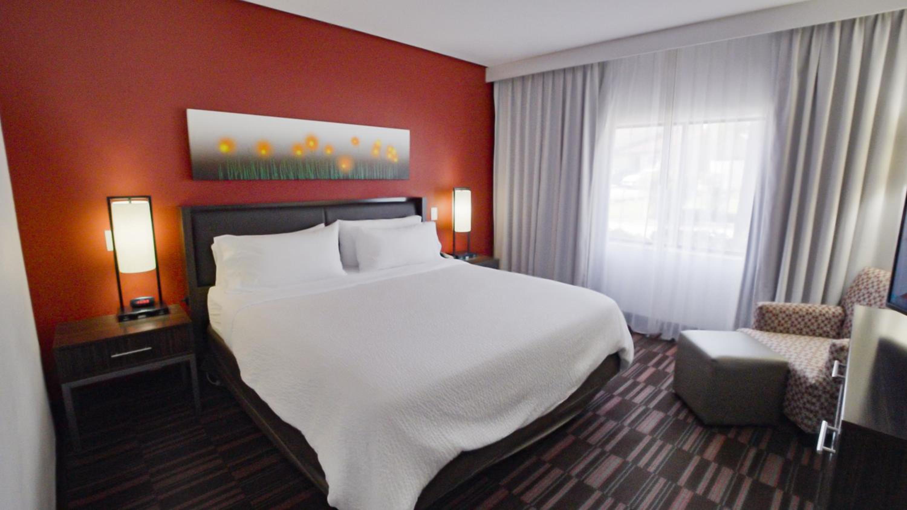 Standard King Room - Photo 4